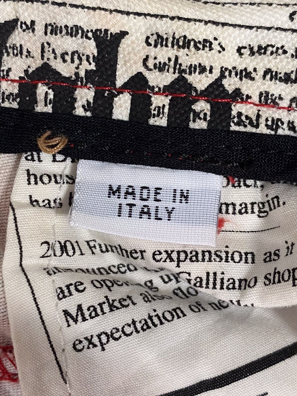 John Galliano Archive John Galliano news papper curves pants Size US 34 / EU 50 - 19 Thumbnail
