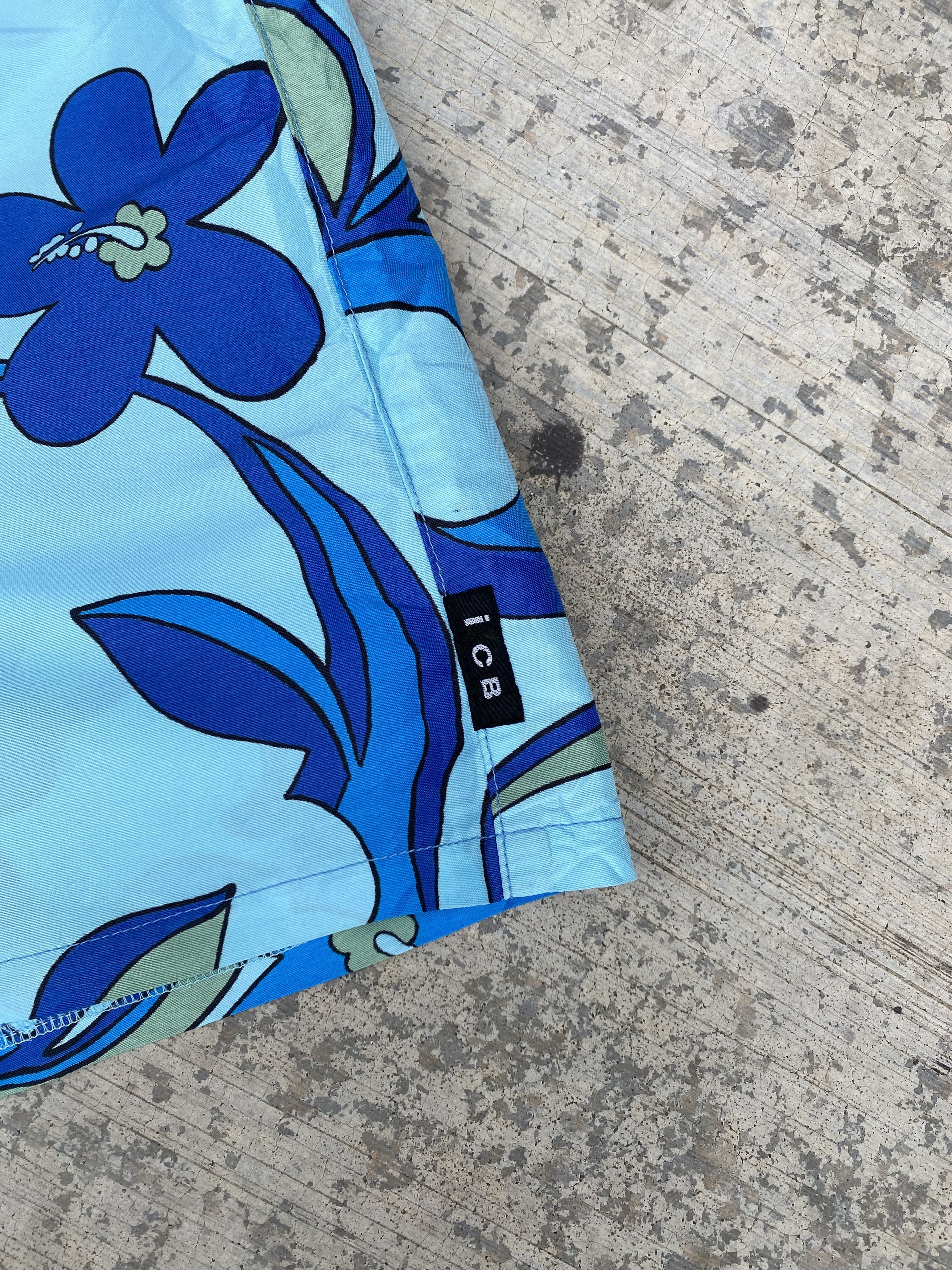 Japanese Brand Japanese brand ICB swim shorts Size US 28 / EU 44 - 4 Thumbnail