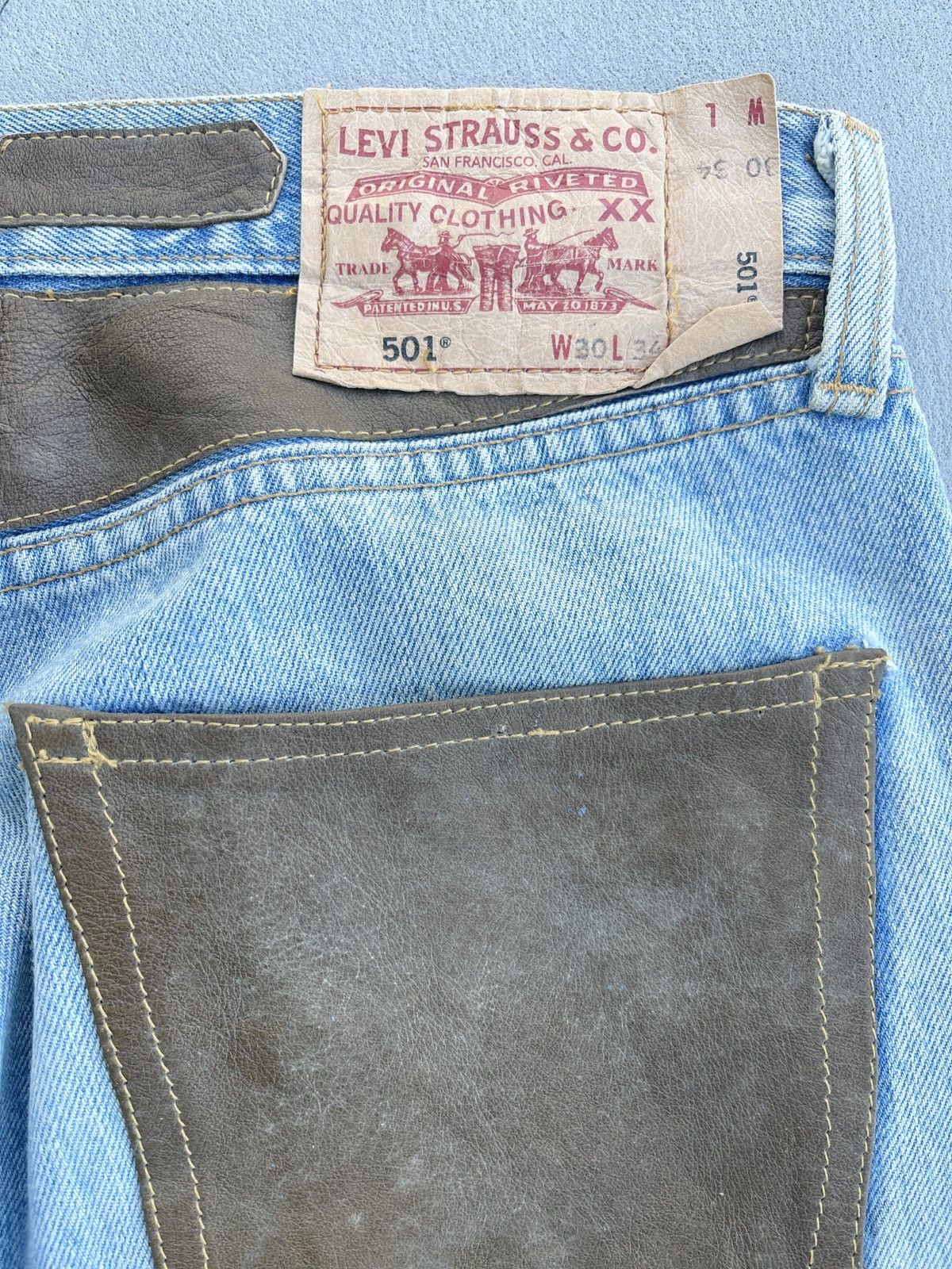 Handmade Crazy 00s Levi's Japan 501 Handmade Leather Patch Denim Size US 30 / EU 46 - 6 Thumbnail