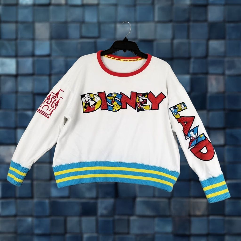 Disney Disney Sweatshirt Adult Large 21X23 White Crew Neck Embroidered Mickey Mouse Goofy Minnie Disney Logo Unisex Shirts Size US L / EU 52-54 / 3 - 1 Thumbnail