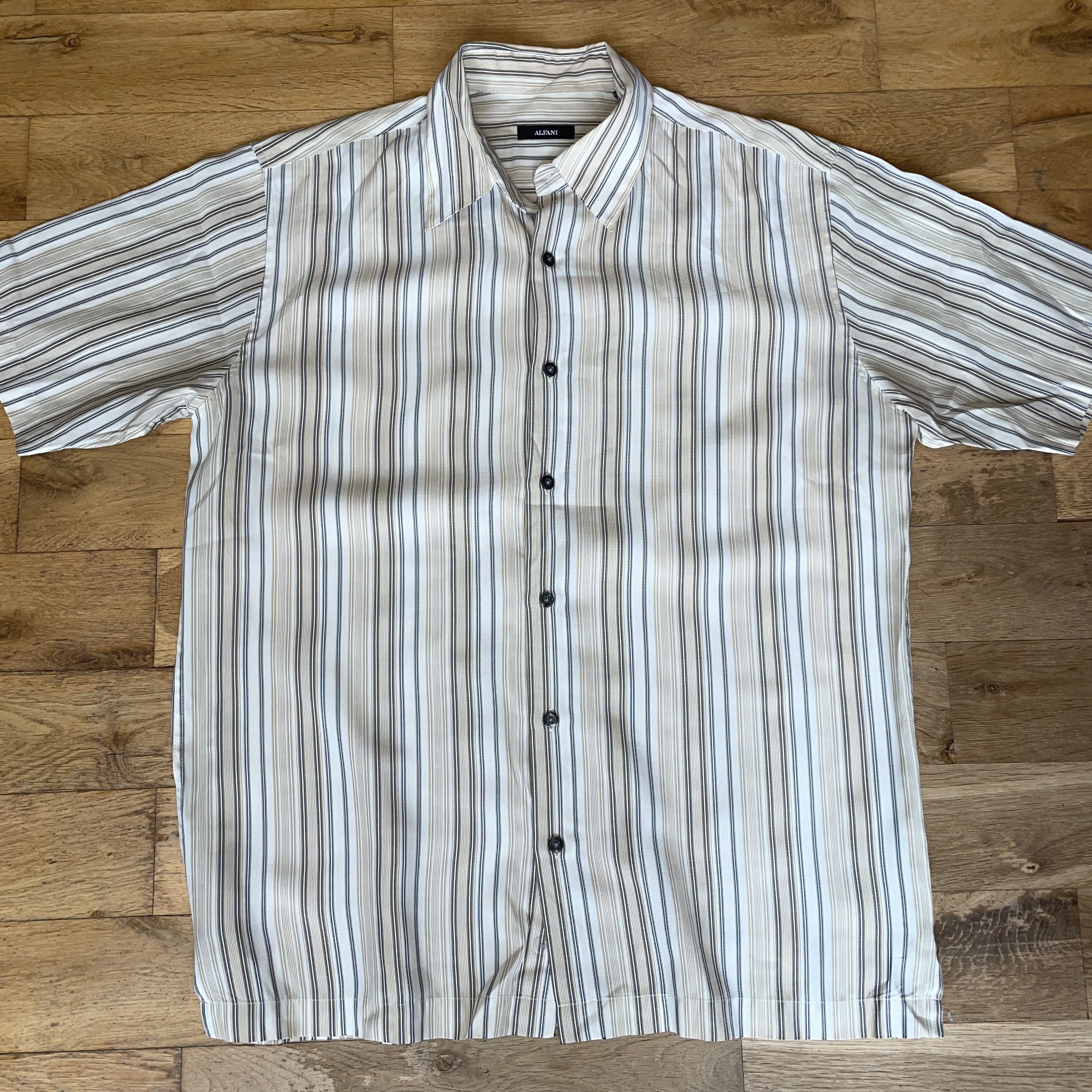 Alfani Alfani Men's Shirt Summer 66% Modal Short Sleeve Size L Size US L / EU 52-54 / 3 - 1 Thumbnail
