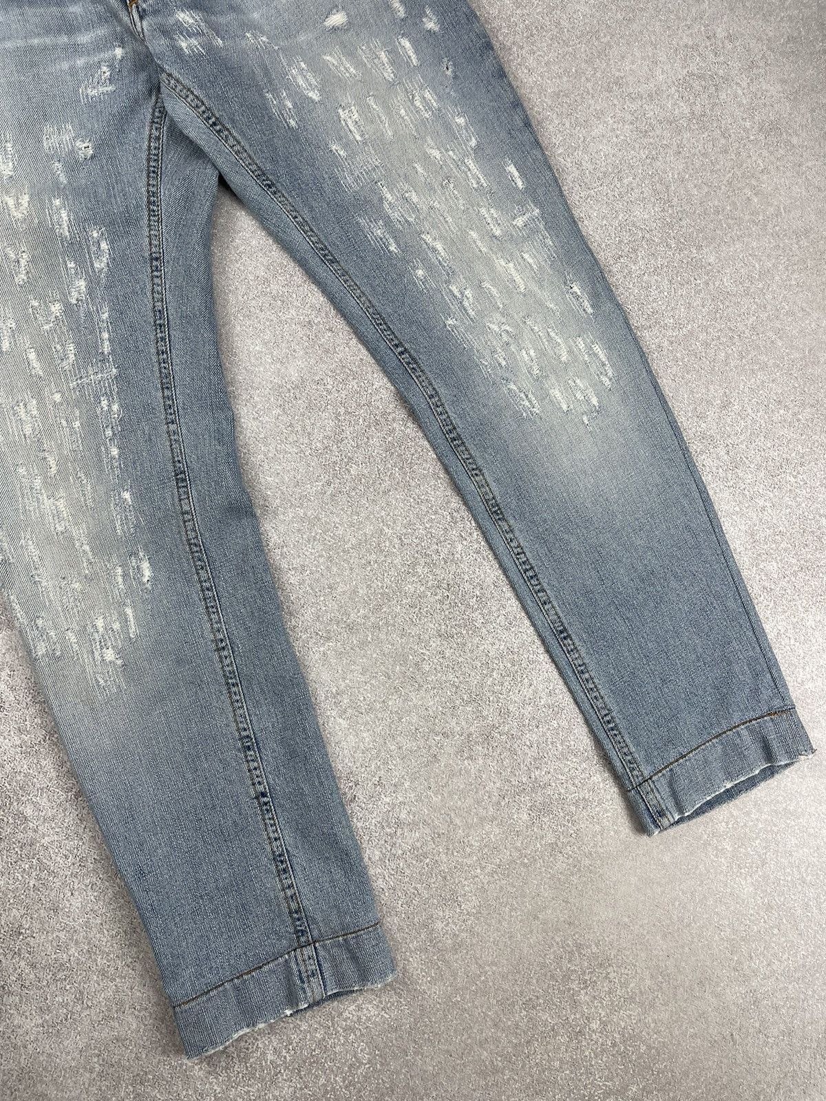 Dolce & Gabbana Vintage Dolce & Gabbana Distressed Denim Cropped Jeans Size US 31 - 4 Thumbnail