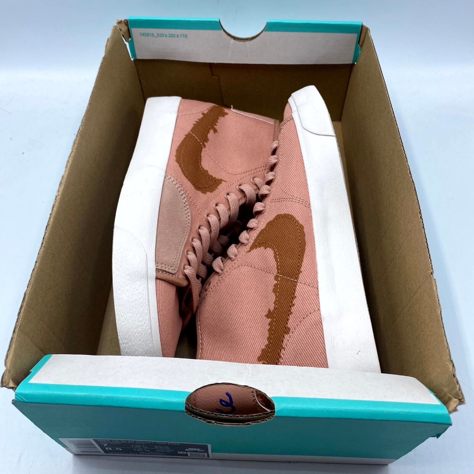 Nike NEW Nike SB Blazer Court Mid PRM DM8553-601 Men's Sneaker Size US 7 / EU 40 - 9 Thumbnail