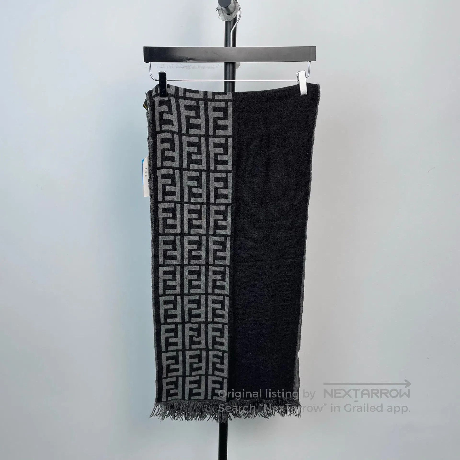 Fendi FENDI Black Gray Gradient Fringe Scarf Wool Cashmere Scarf Size ONE SIZE - 3 Thumbnail