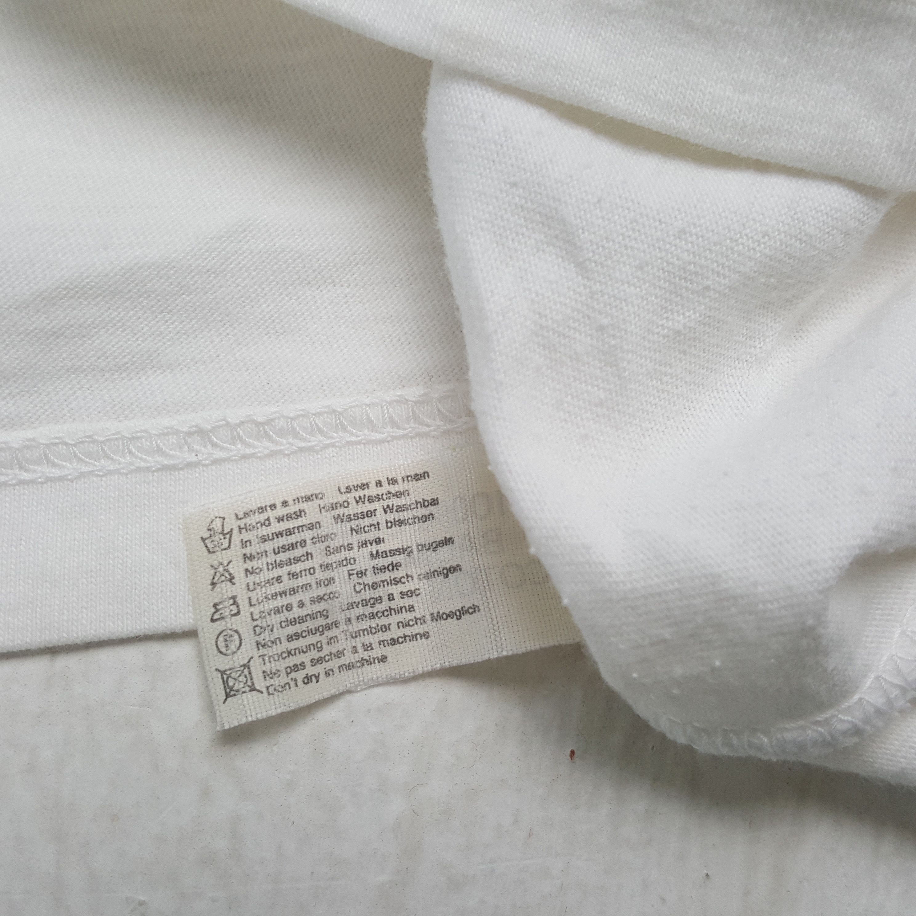 Vintage × Yves Saint Laurent Vintage YVES SAINT LAURENT Italian Fashion Brand T-Shirts Size US L / EU 52-54 / 3 - 5 Thumbnail