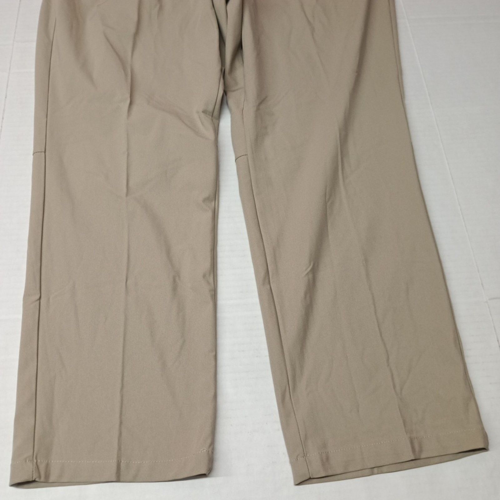 Chaps Chaps Golf Slim Fit Pants Mens 42x30 Khaki Stretch Waistband Size US 42 / EU 58 - 3 Thumbnail