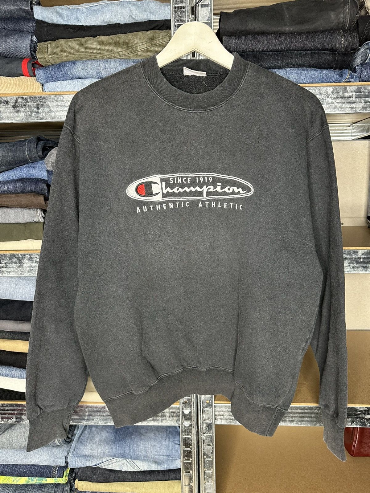 Champion Vintage Champion Crewneck Sweatshirt Big Logo Sun Faded 90s Size US M / EU 48-50 / 2 - 1 Thumbnail