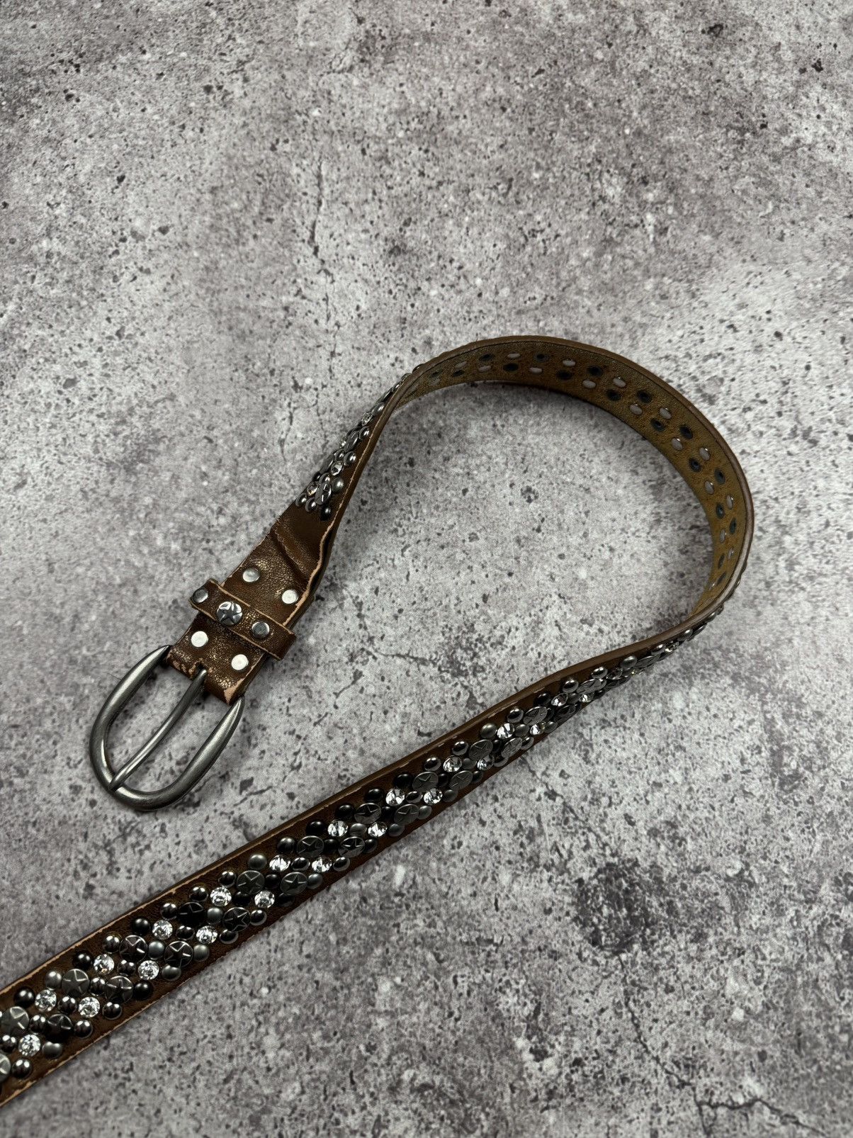 Japanese Brand 00’s NUMBER NINE STYLE STUDDED PUNK STAR Y2K BELT VINTAGE Size ONE SIZE - 3 Thumbnail