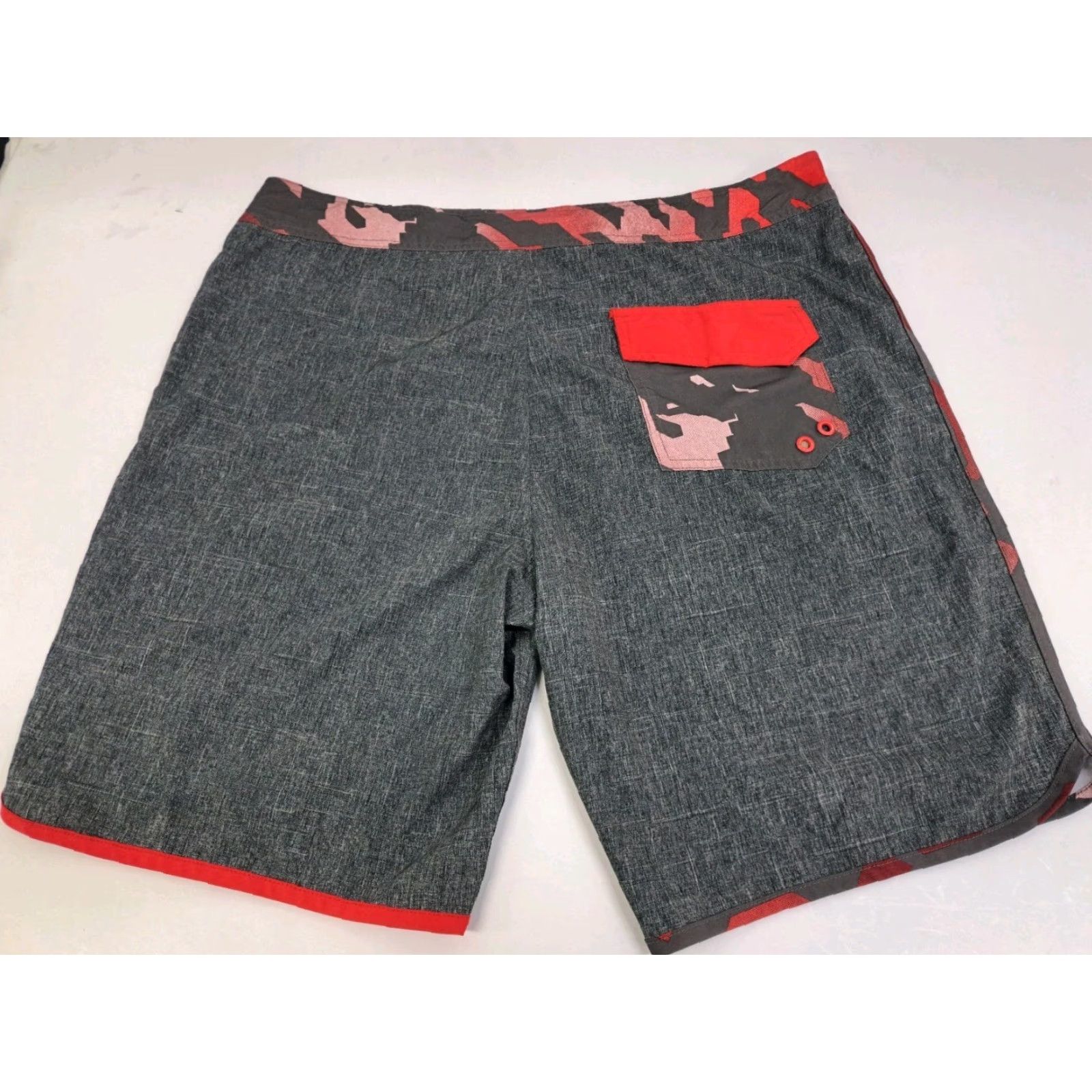 Oakley Oakley Mens Board Shorts Grey/Red Back Pocket 38 Regular 9" P/SP #7002 Mens Swim Bottoms Surfer Colorful 90s Size US 38 / EU 54 - 2 Thumbnail