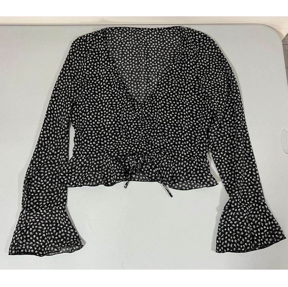 Vintage Black Ditzy Floral Ruched Long Sleeve Shirt Blouse Size M 🖤 Size M / US 6-8 / IT 42-44 - 1 Thumbnail