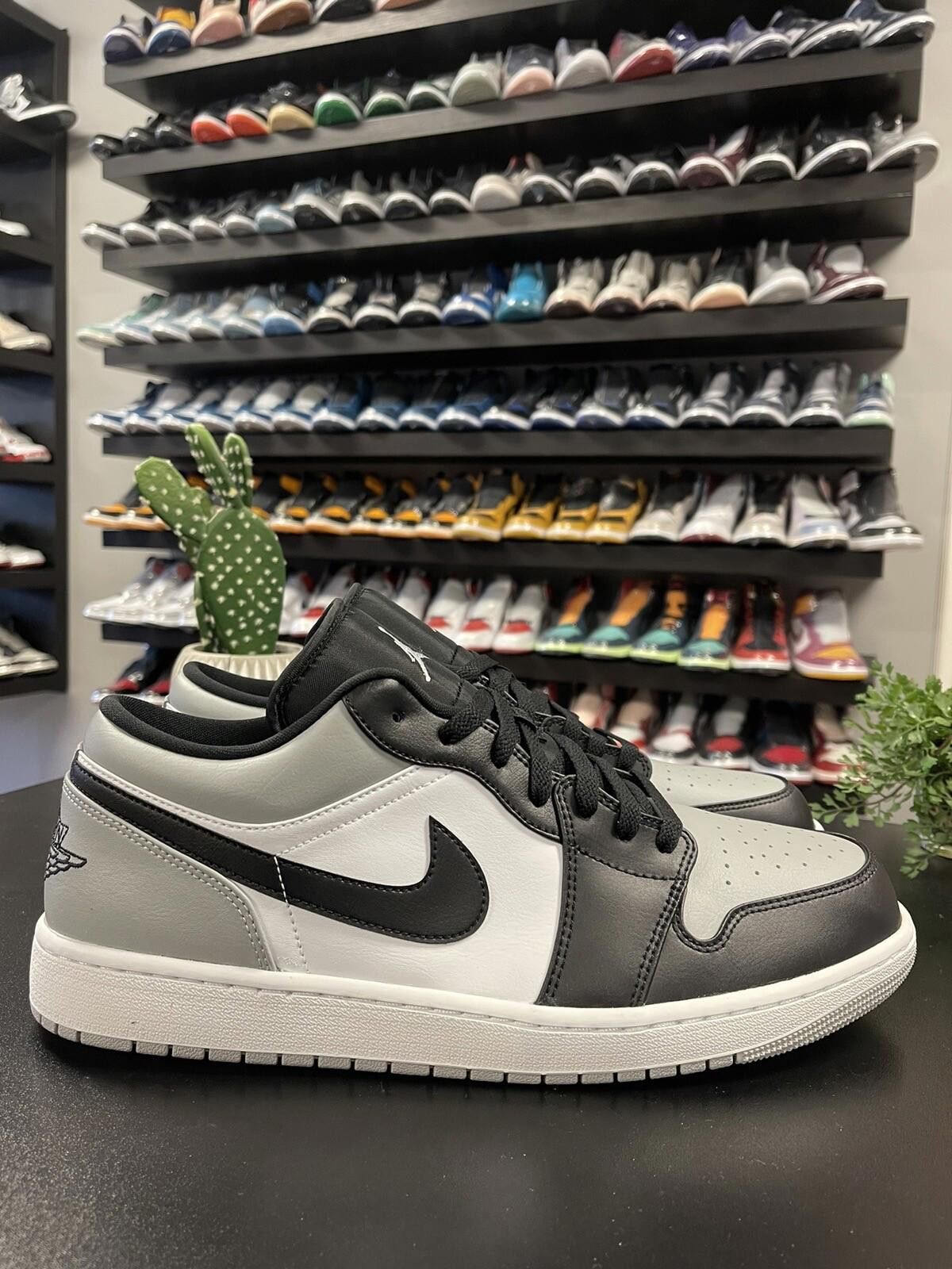 Nike Size 14 - Air Jordan 1 Low Men's LT Smoke Grey/Black-White Size US 14 / EU 47 - 3 Thumbnail