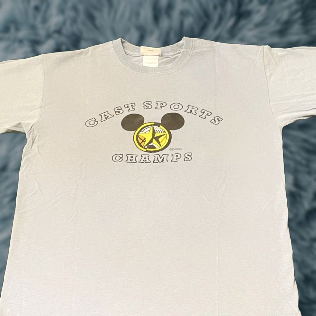 Disney VINTAGE Disney Mickey Mouse Cast Member Exclusive Cast Sport Champs Shirt Mens M Gray Short Sleeve T-Shirt Sports Mens Size US M / EU 48-50 / 2 - 1 Thumbnail