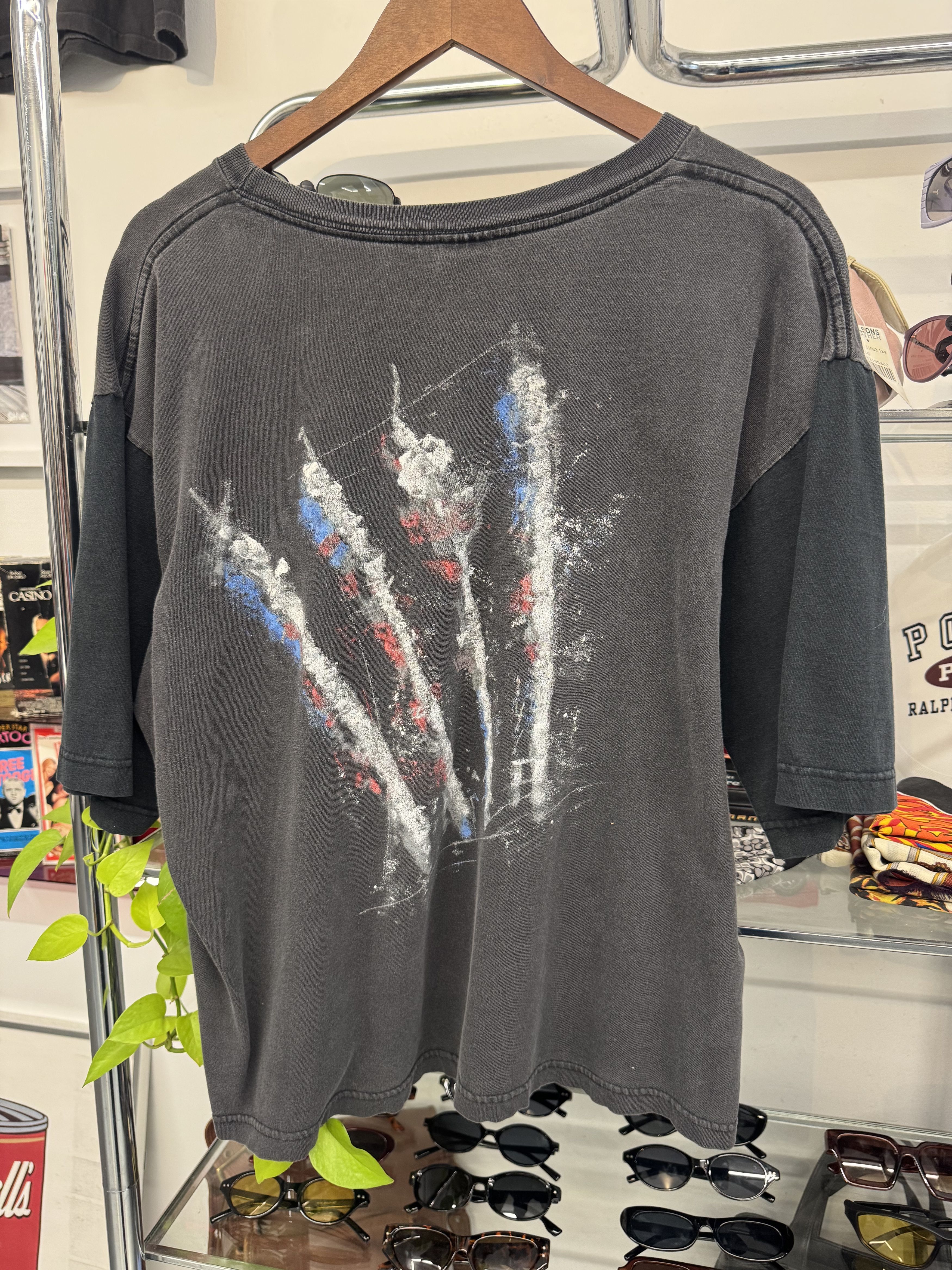 Other Vintage Freddy Krueger Tshirt Size US L / EU 52-54 / 3 - 7 Thumbnail