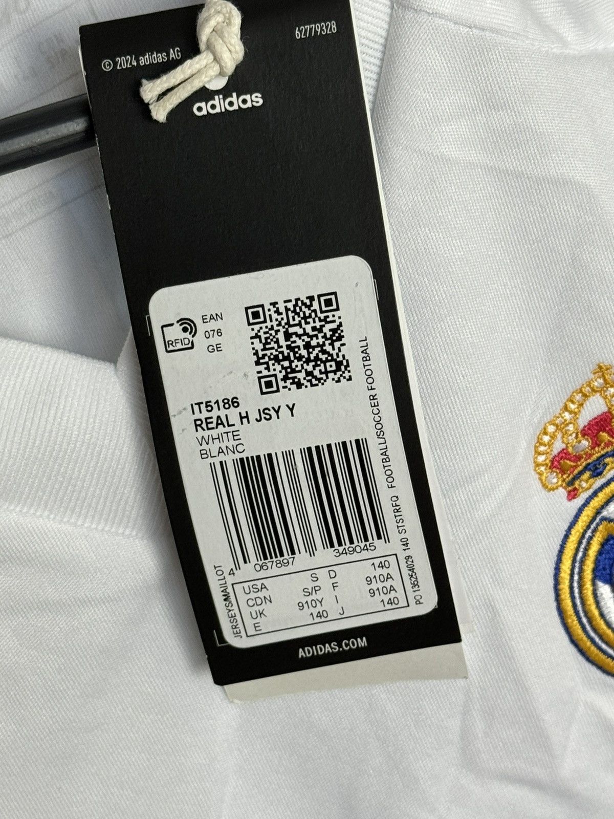 Adidas KIDS New Real Madrid 24/25 Home Vinicius Jr. Football Jersey Size US S / EU 44-46 / 1 - 10 Thumbnail