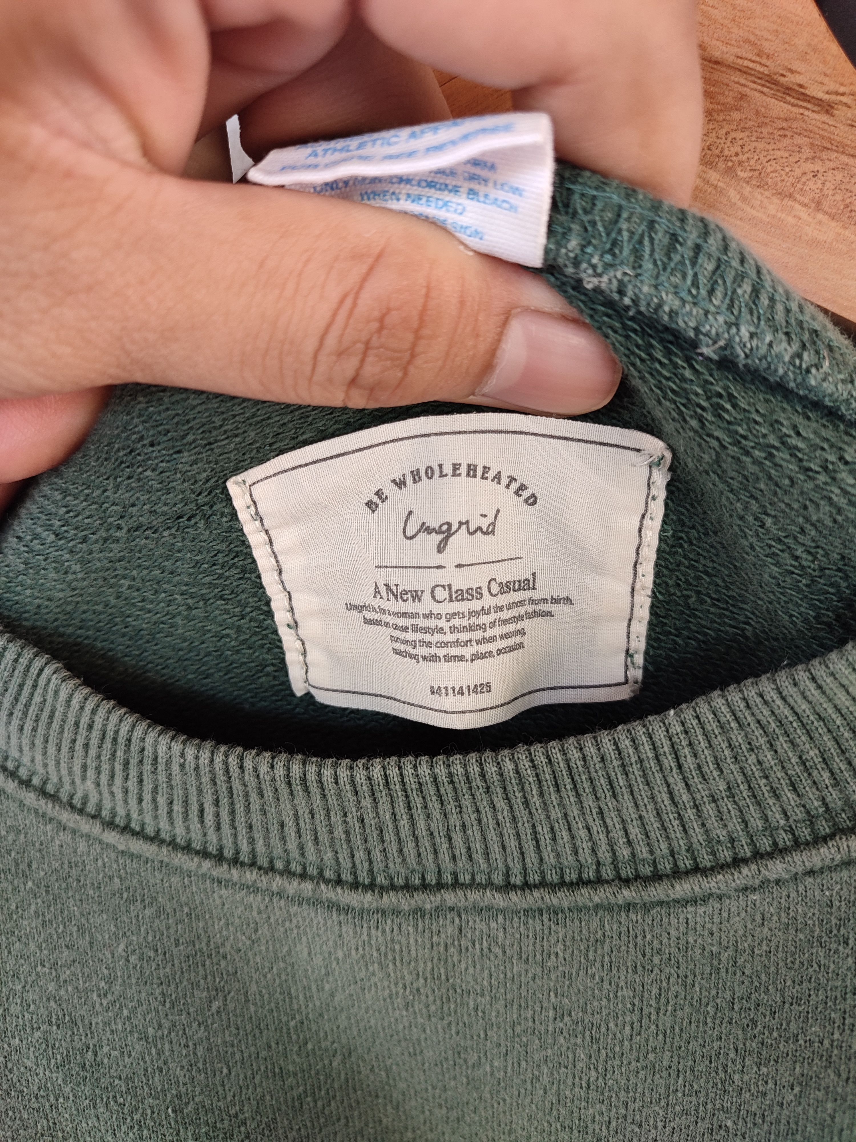 Champion × Japanese Brand × Vintage Vintage Faded Champion Sweatshirt Size US XL / EU 56 / 4 - 5 Thumbnail