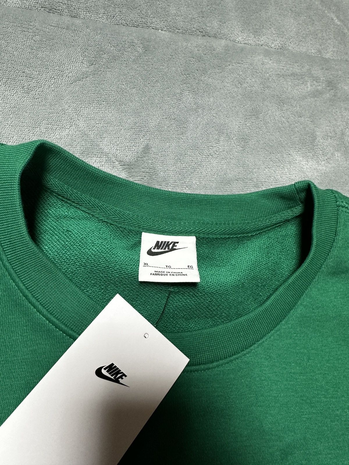 Nike New Nike Club French Terry Men’s Sweatshirt FZ0765-365 Size US XL / EU 56 / 4 - 3 Thumbnail