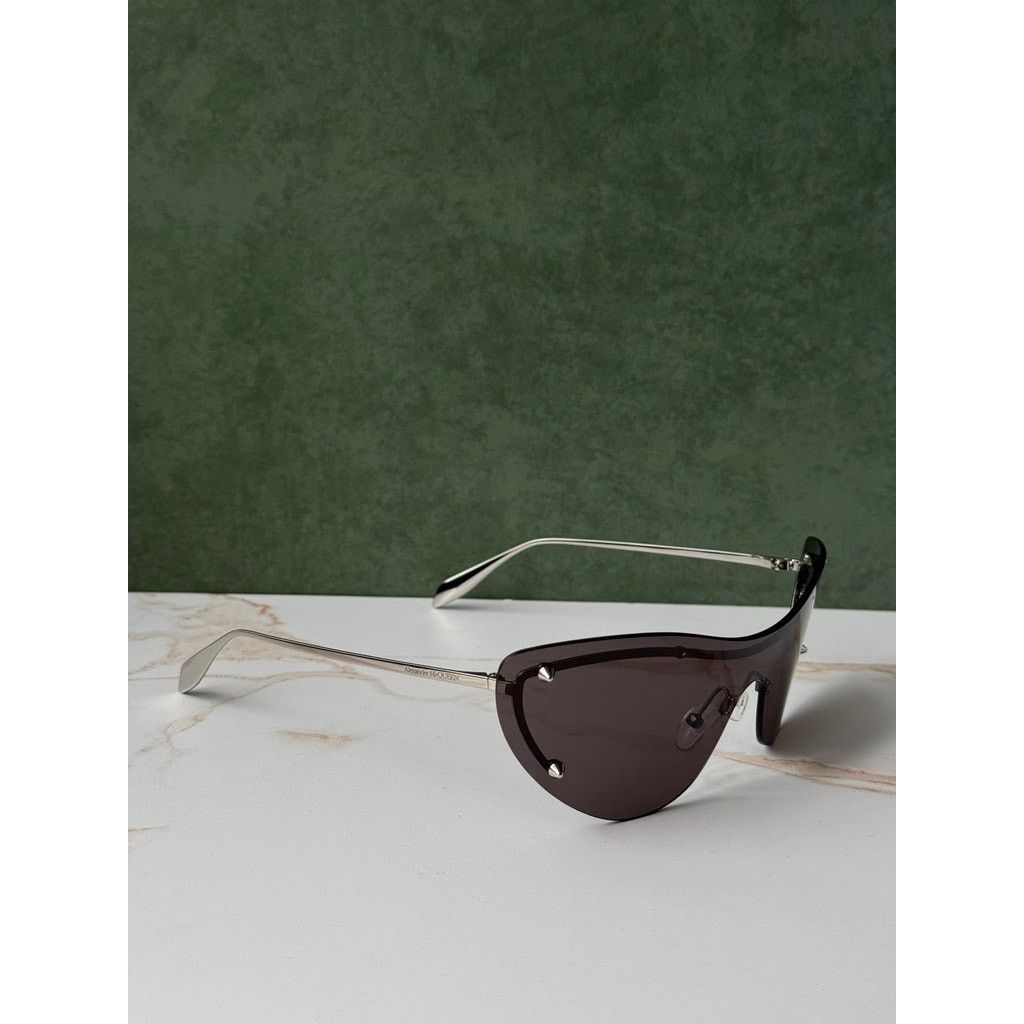 Alexander McQueen NEW Alexander McQueen AM0413S Studded Cat Eye Sunglasses Size ONE SIZE - 5 Thumbnail