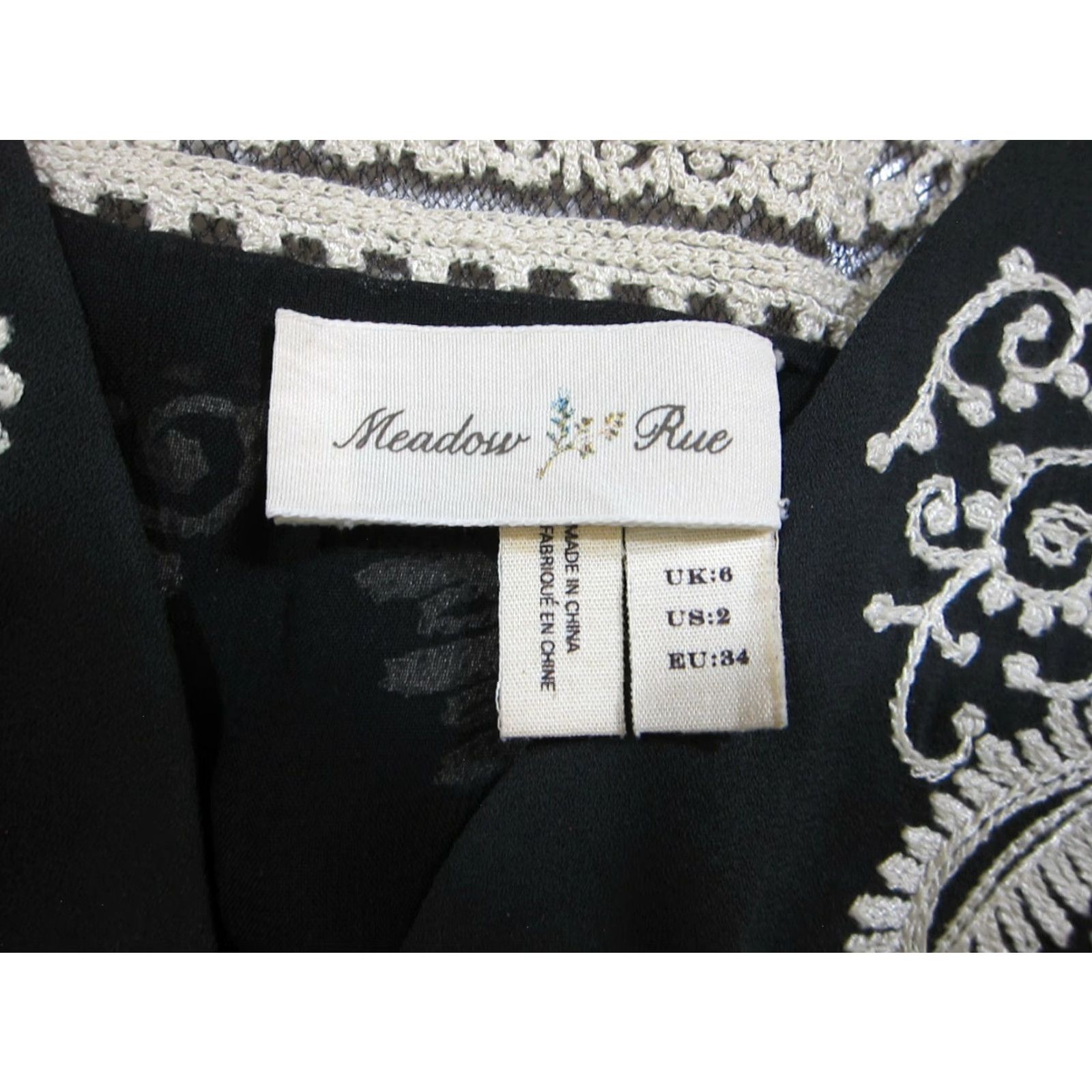 Vintage Meadow Rue Anthropologie Black Ivory Embroidered Silky V-Neck Dress Women 2/S Size XS / US 0-2 / IT 36-38 - 3 Thumbnail