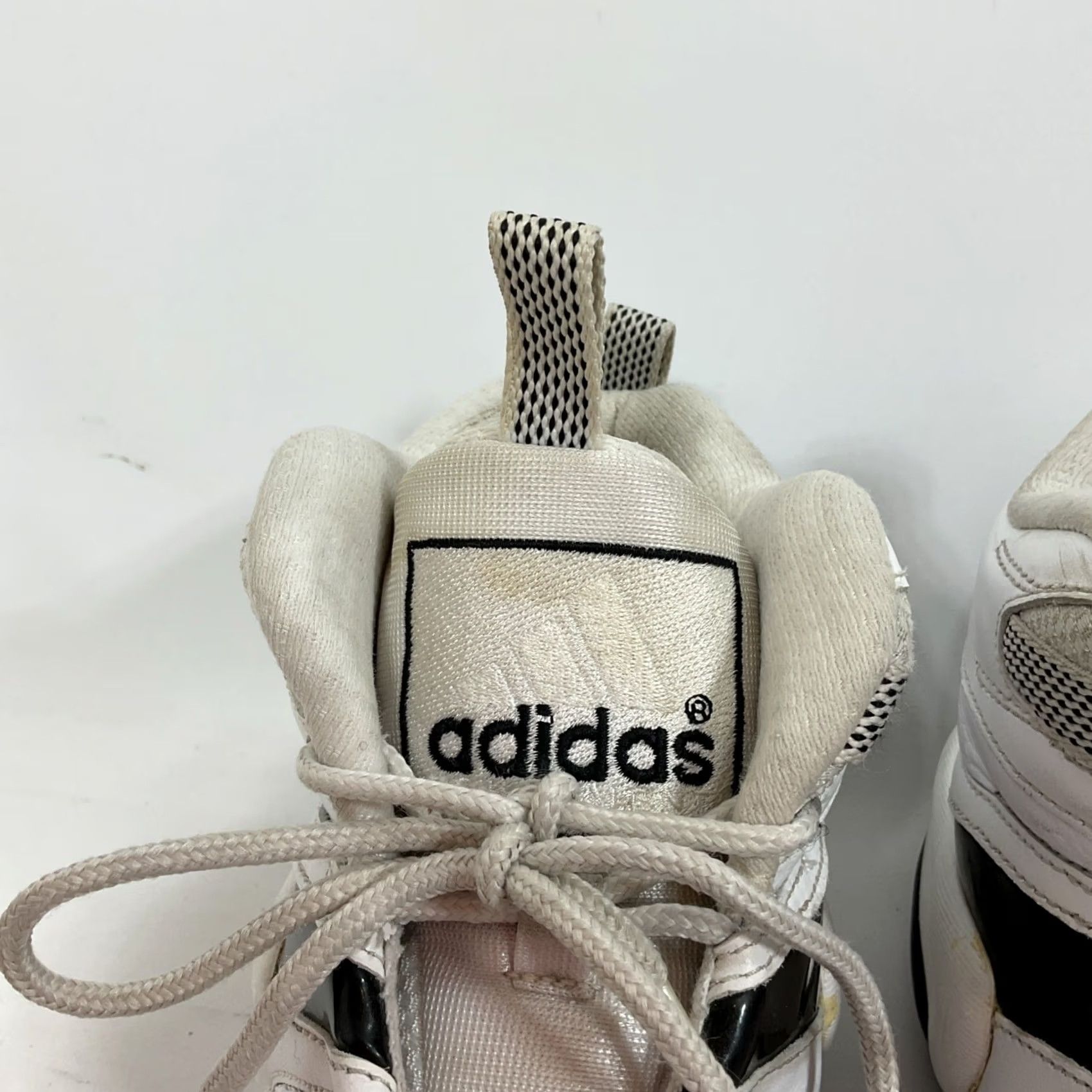 Adidas VINTAGE adidas Crazy 8 Kobe Bryant White Black 11.5 Mens Sneaker Mid Top Leather Cushioned Comfort 2005 Rare OG Stars Sports 809697 KB8 US Size 11.5 Size US 12 / EU 45 - 4 Thumbnail