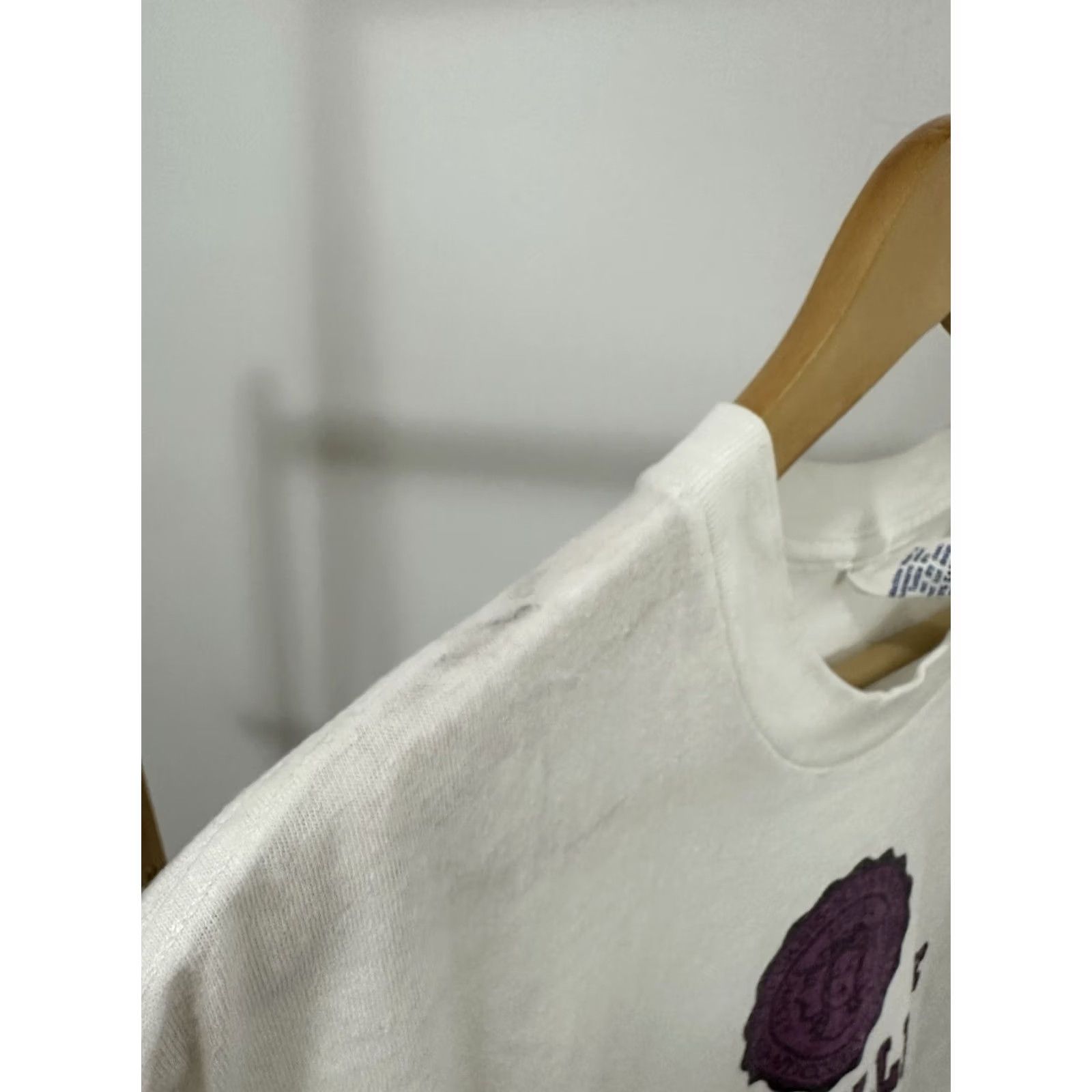 Velva Sheen VTG 60s City College Of New York CCNY Crest Velva Sheen True Vintage T-Shirt L White Mens Velva Sheen Shirt NYC Crest Vintage Logo 60s Mens L White Size US L / EU 52-54 / 3 - 6 Thumbnail