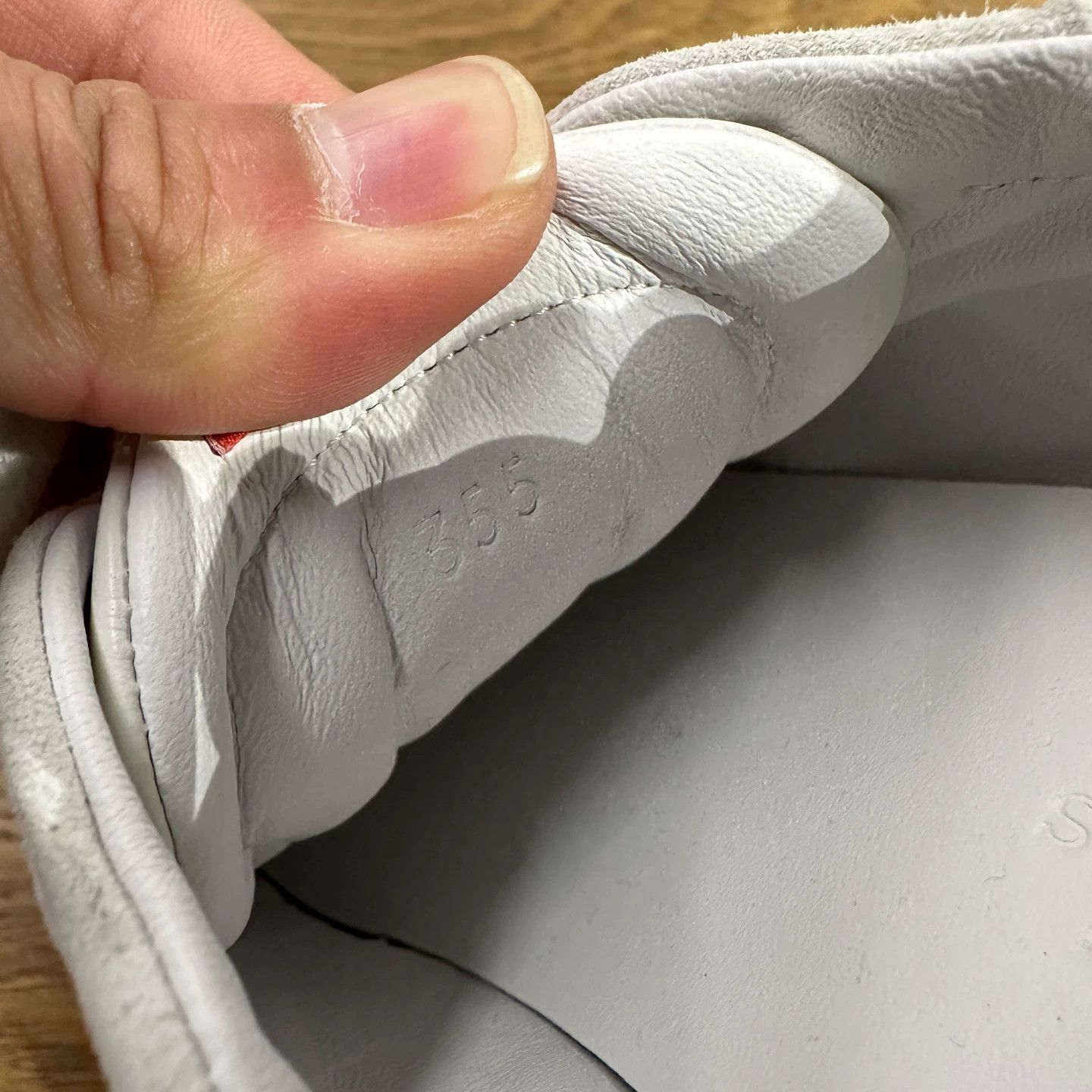 Hermes Hermes mar134 suede goatskin lettered casual sneakers 35.5 Size US 5 / IT 35 - 7 Thumbnail