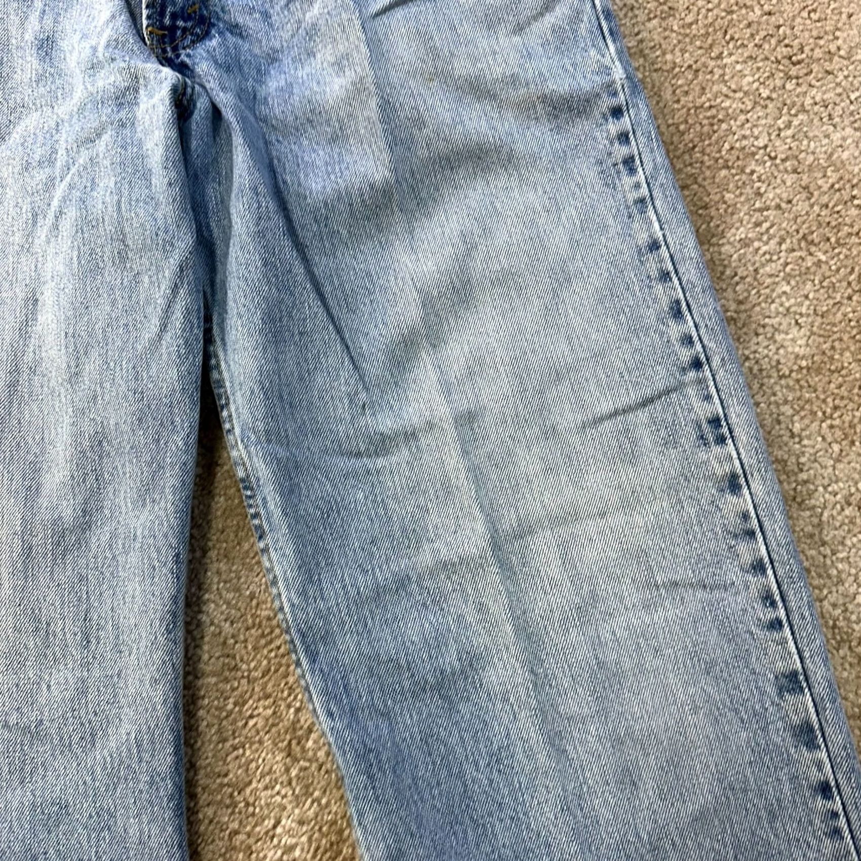 Levi's New title: Levi'S 550 Relaxed Straight Denim Mens 36x32 Blue Medium Jeans with Zip Button Closure Size US 36 / EU 52 - 3 Thumbnail