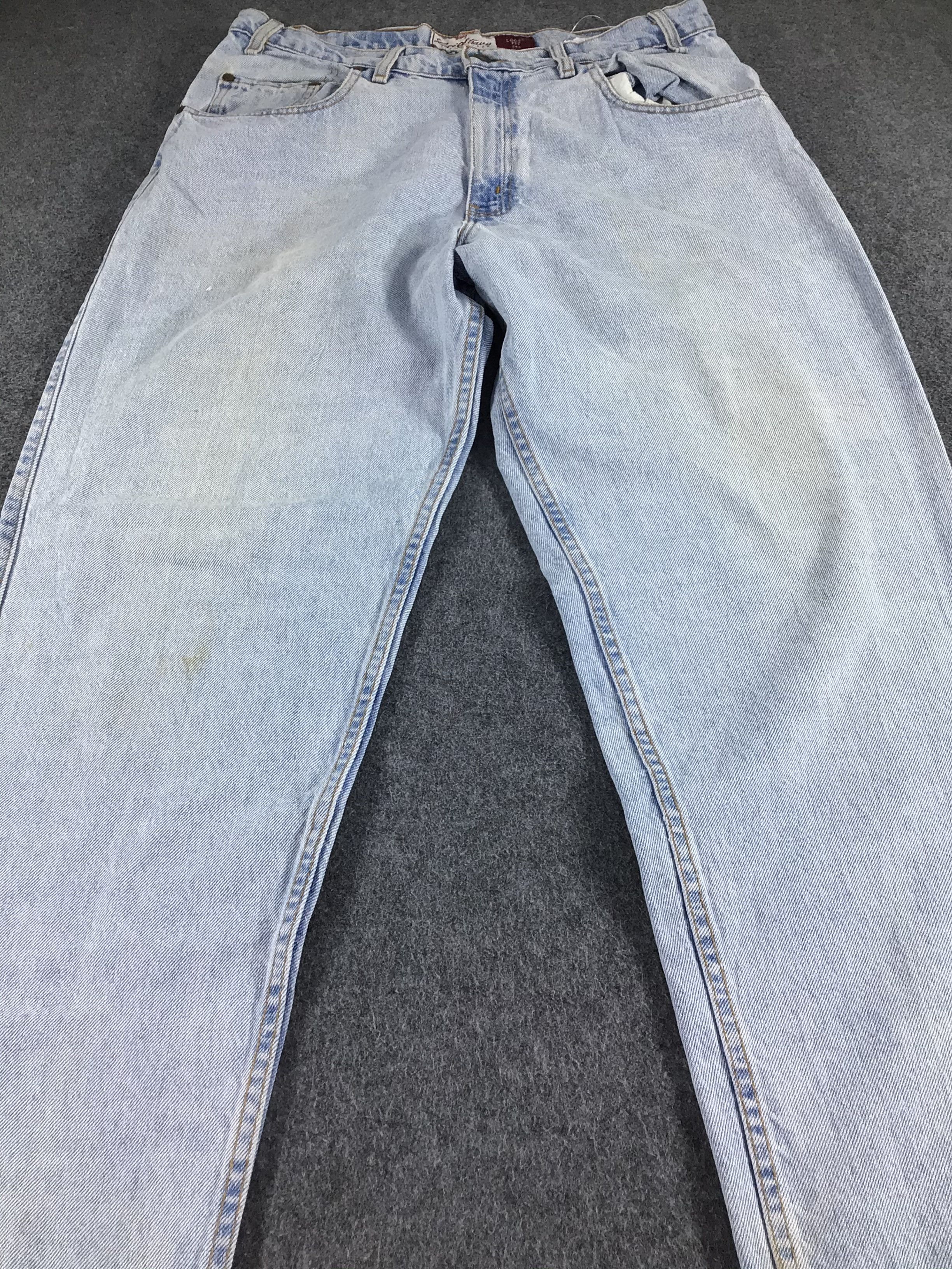 Levi's Vintage Levis 545 Jeans Light Wash Denim -J508 Size US 34 / EU 50 - 3 Thumbnail