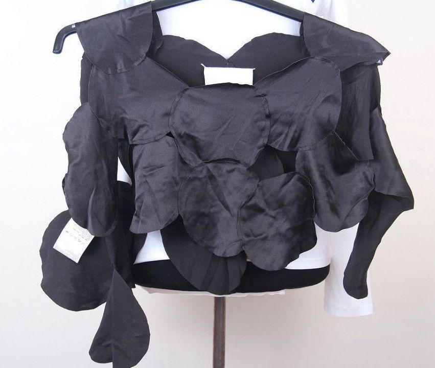 Maison Margiela Maison Martin Margiela SS2006 Decorative Silk Vest Top Size M / US 6-8 / IT 42-44 - 2 Thumbnail