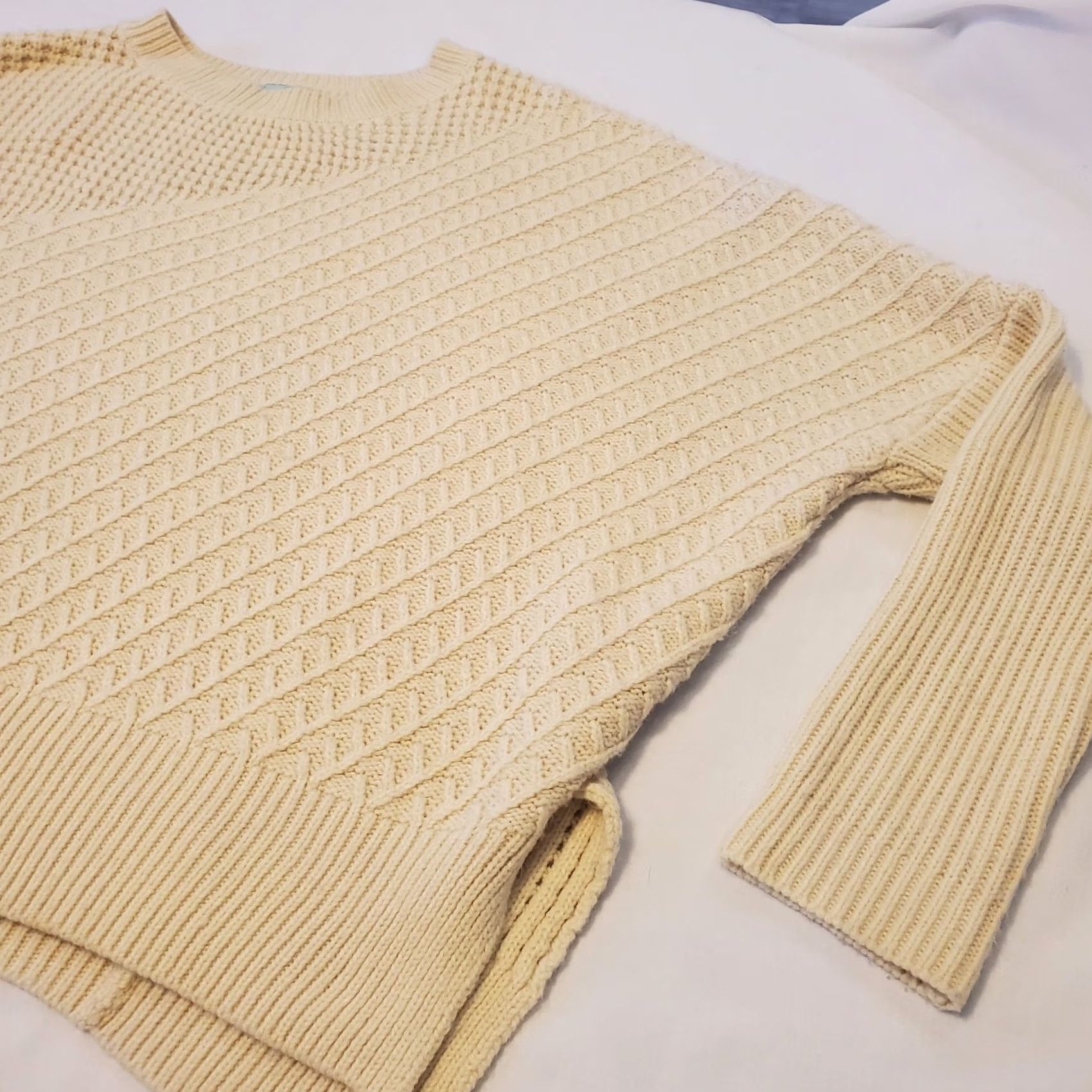 Anthropologie Anthropologie She+Sky Sweater Cream One Size 3/4 Length Sleeve Heavy Knit Boxy Size ONE SIZE - 4 Thumbnail