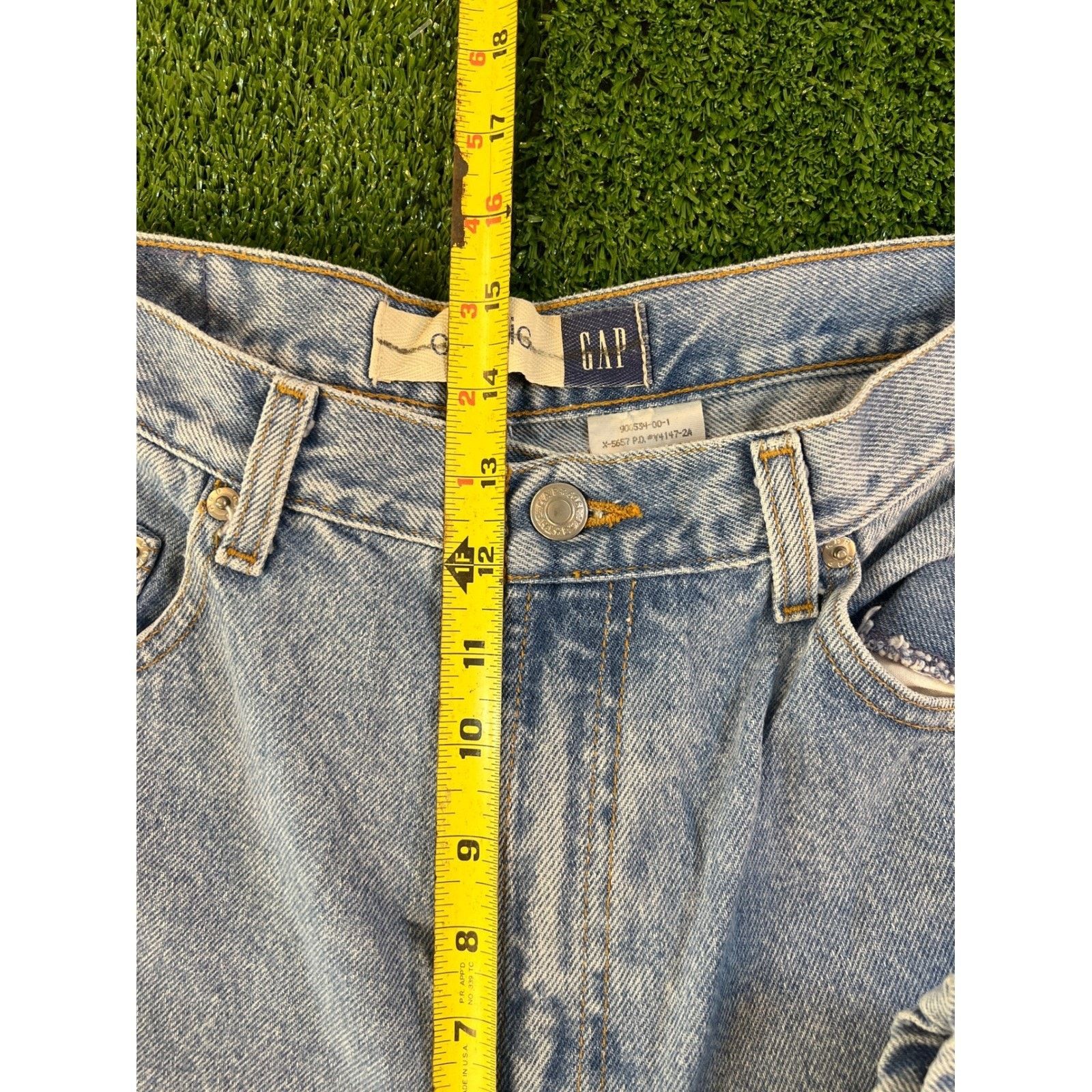 Gap Vintage Gap Jeans Womens Light Wash Denim 90's 14R Size 28" / US 6 / IT 42 - 3 Thumbnail