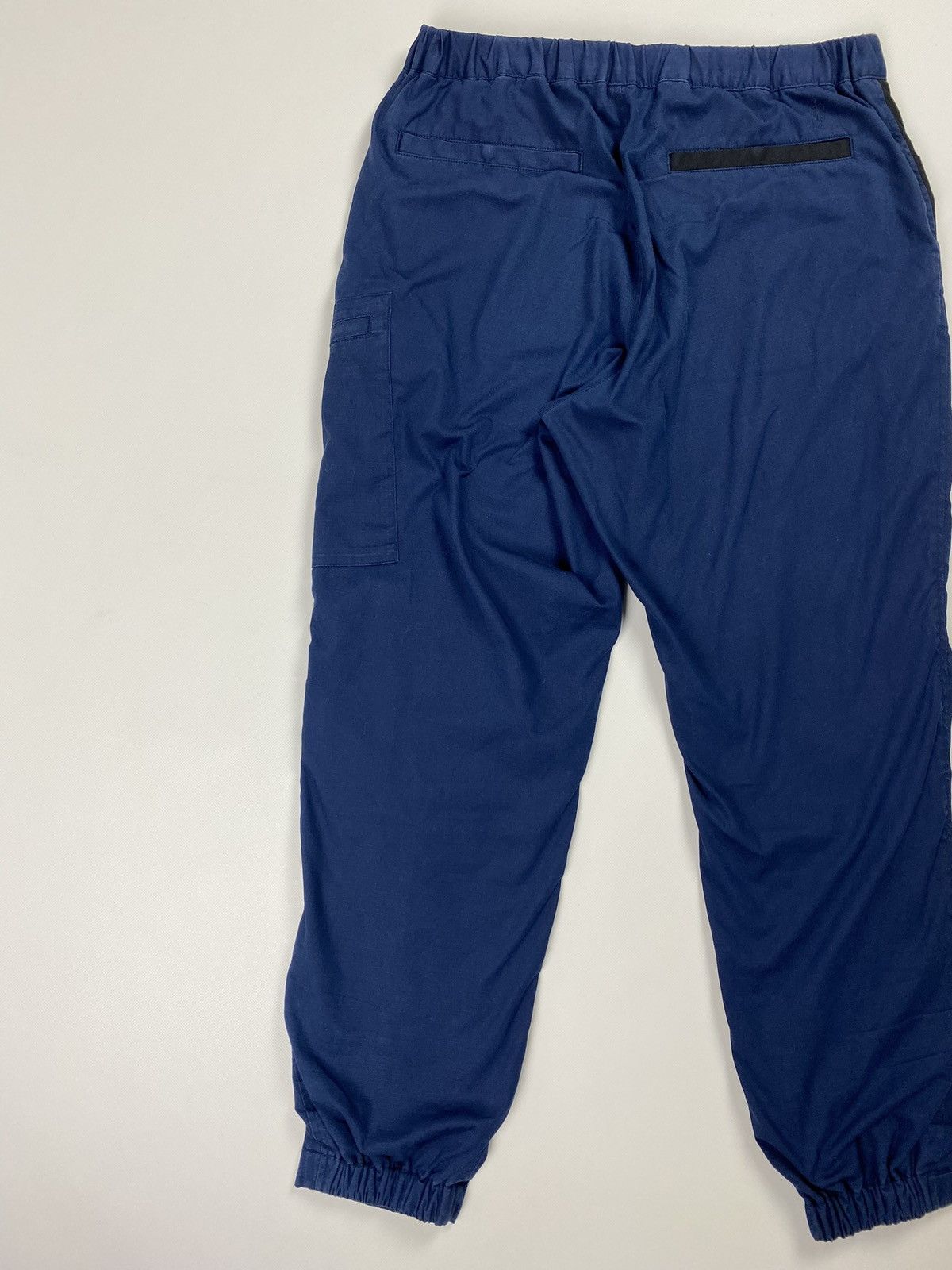 JW Anderson × Uniqlo J W Anderson Uniqlo men’s jogger pants size 30 - 33 Size US 32 / EU 48 - 21 Thumbnail