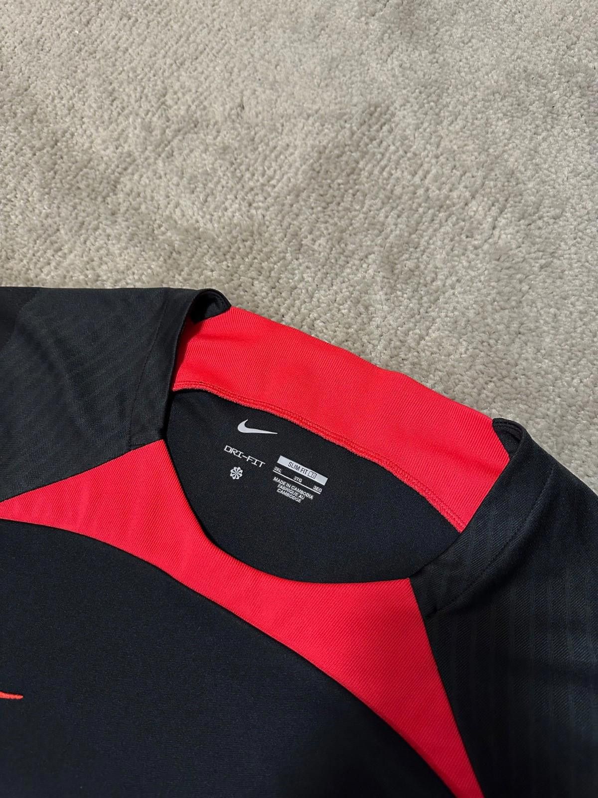 Nike LIVERPOOL 2022/2023 TRAINING FOOTBALL SHIRT JERSEY TOP NIKE Size US XXL / EU 58 / 5 - 4 Thumbnail