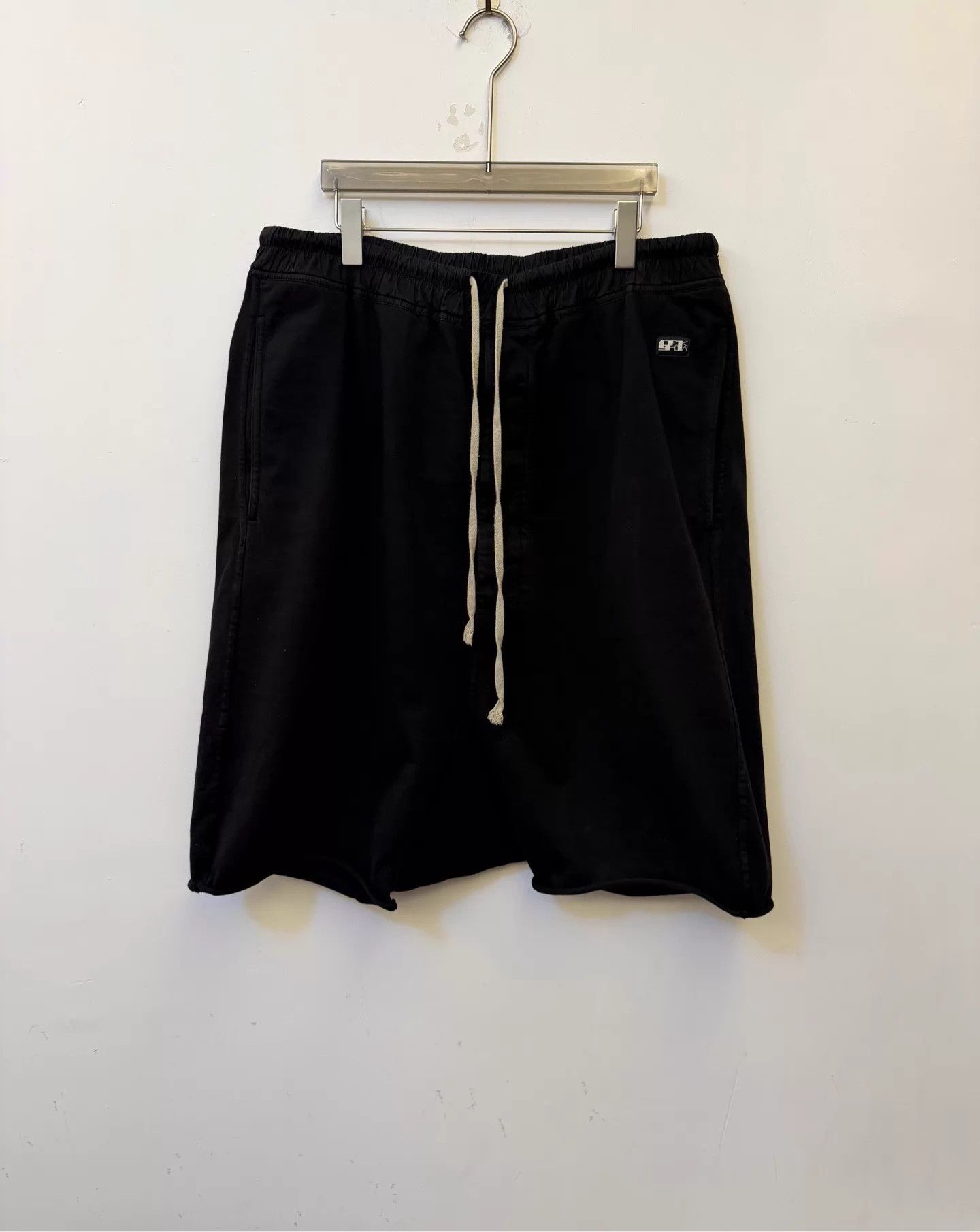 Rick Owens Rick Owens DRKSHDW Drawstring Shorts XL NWOT Size US 36 / EU 52 - 1 Thumbnail