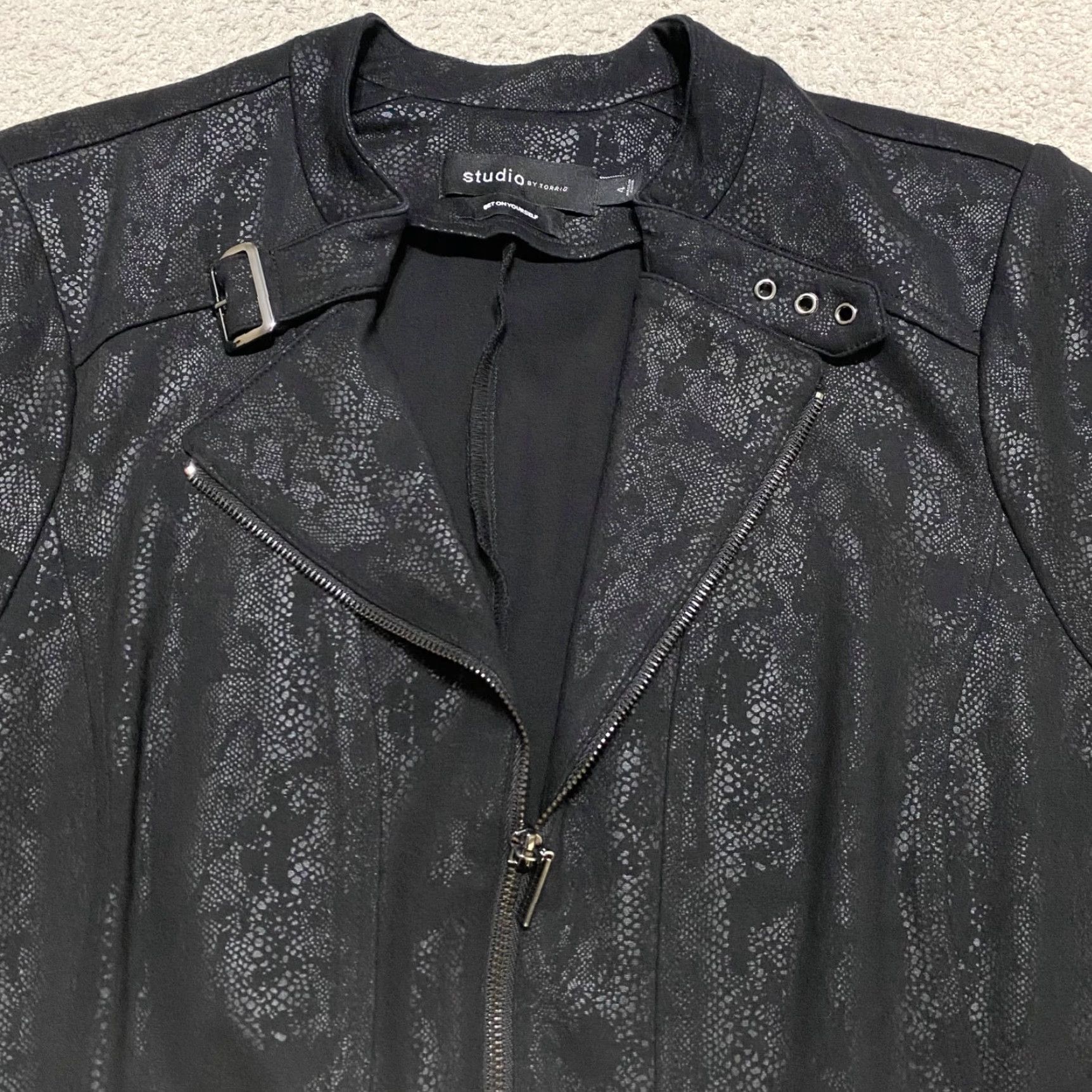 Torrid Torrid Jacket Womens 4X Plus Snakeskin Print Full Zip Moto Black Size XXL / US 16-18 / IT 52-54 - 5 Thumbnail