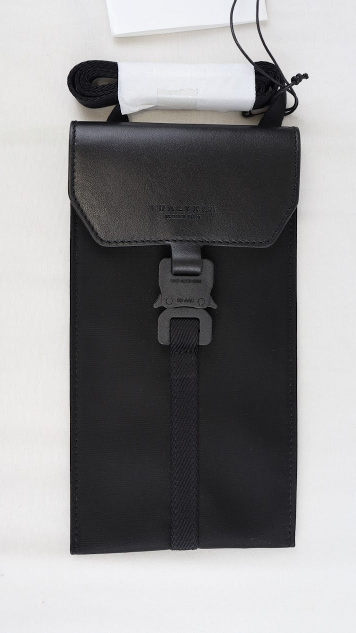 1017 ALYX 9SM o1rshd1 Size: OS / Buckle Bag in Black Size ONE SIZE - 3 Thumbnail