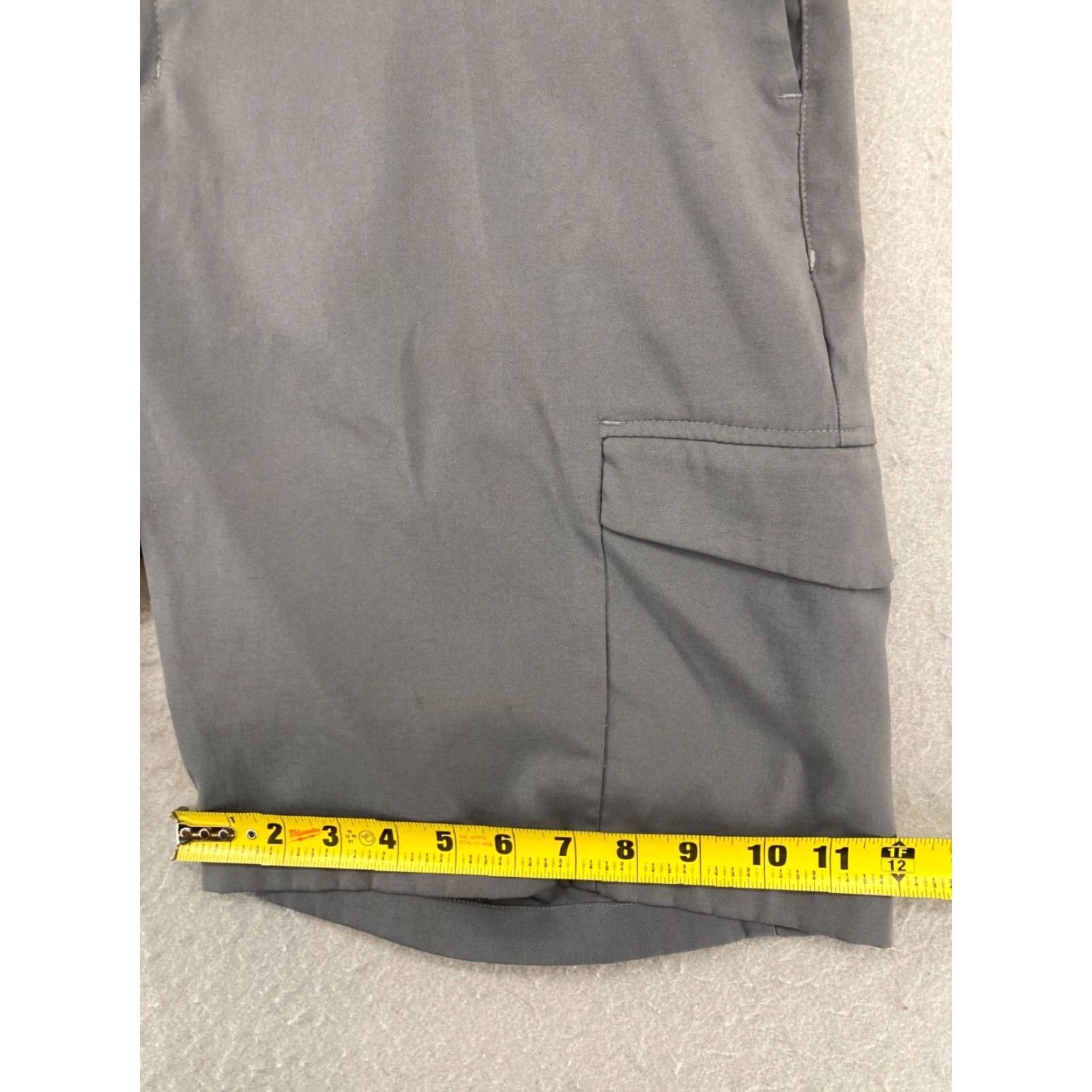 Nike Nike Golf Shorts Mens 36 Gray Standard Fit Shirt? Size US 36 / EU 52 - 5 Thumbnail