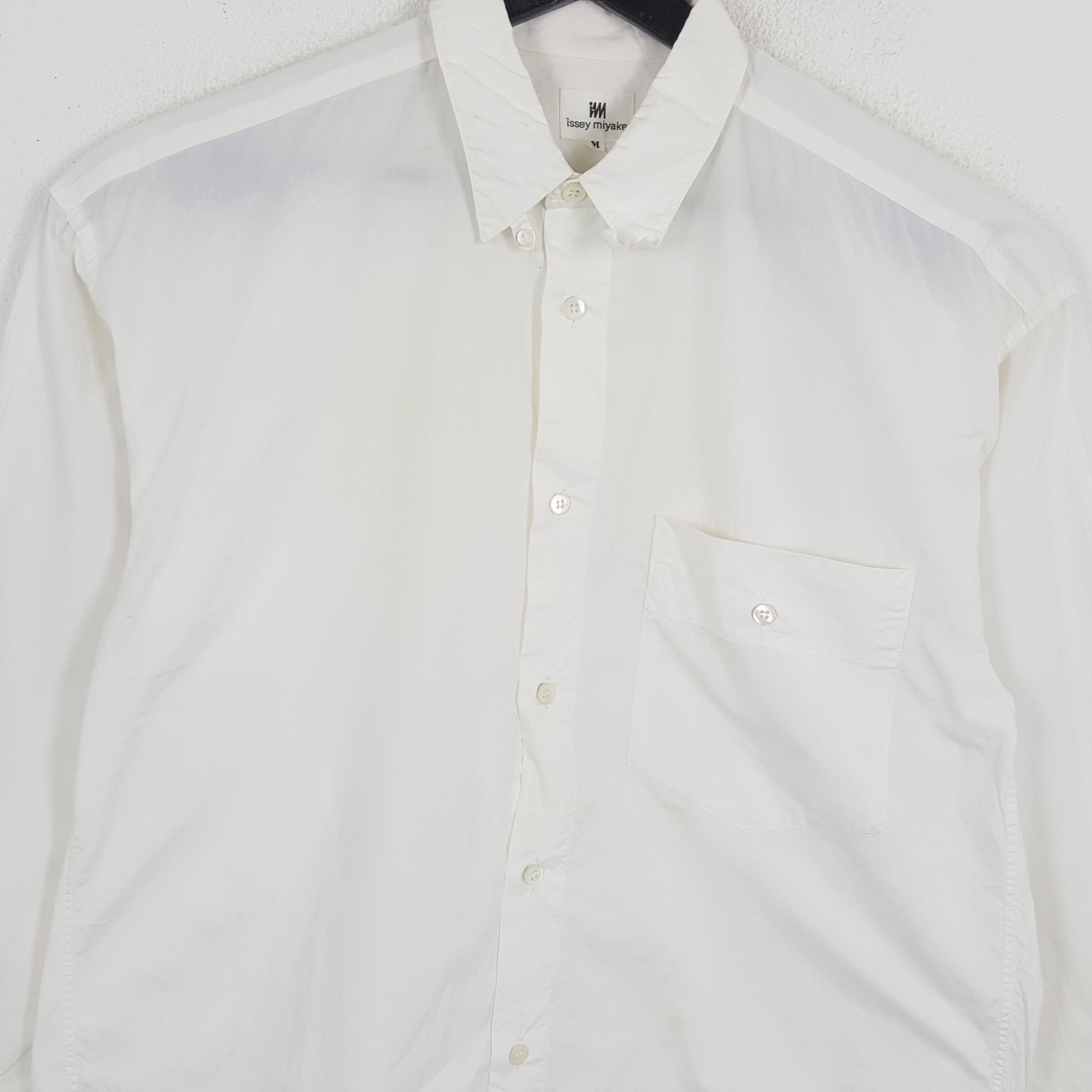 Issey Miyake × Japanese Brand × Vintage ISSEY MIYAKE Japanese Designer Formal Casual Shirt Size US L / EU 52-54 / 3 - 2 Thumbnail