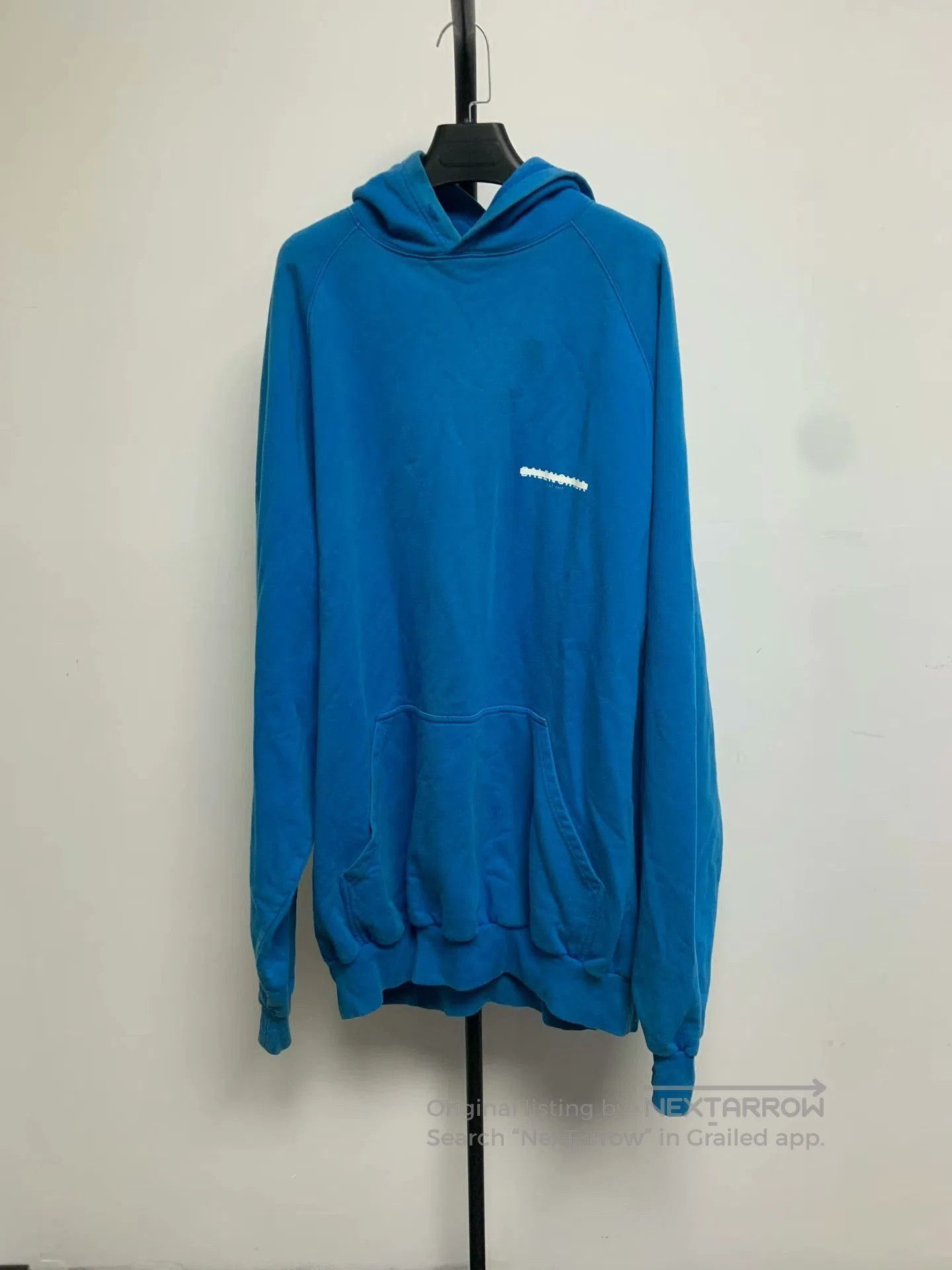 Balenciaga Balenciaga Logo Print Hooded Sweatshirt. Size US L / EU 52-54 / 3 - 1 Thumbnail