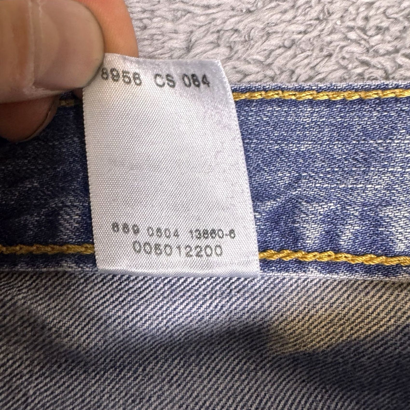 Levi's VINTAGE Levi's 501xx Jeans Mens 34x34 Lightwash Button Fly 90s Grunge Skate Y2K Size US 36 / EU 52 - 6 Thumbnail
