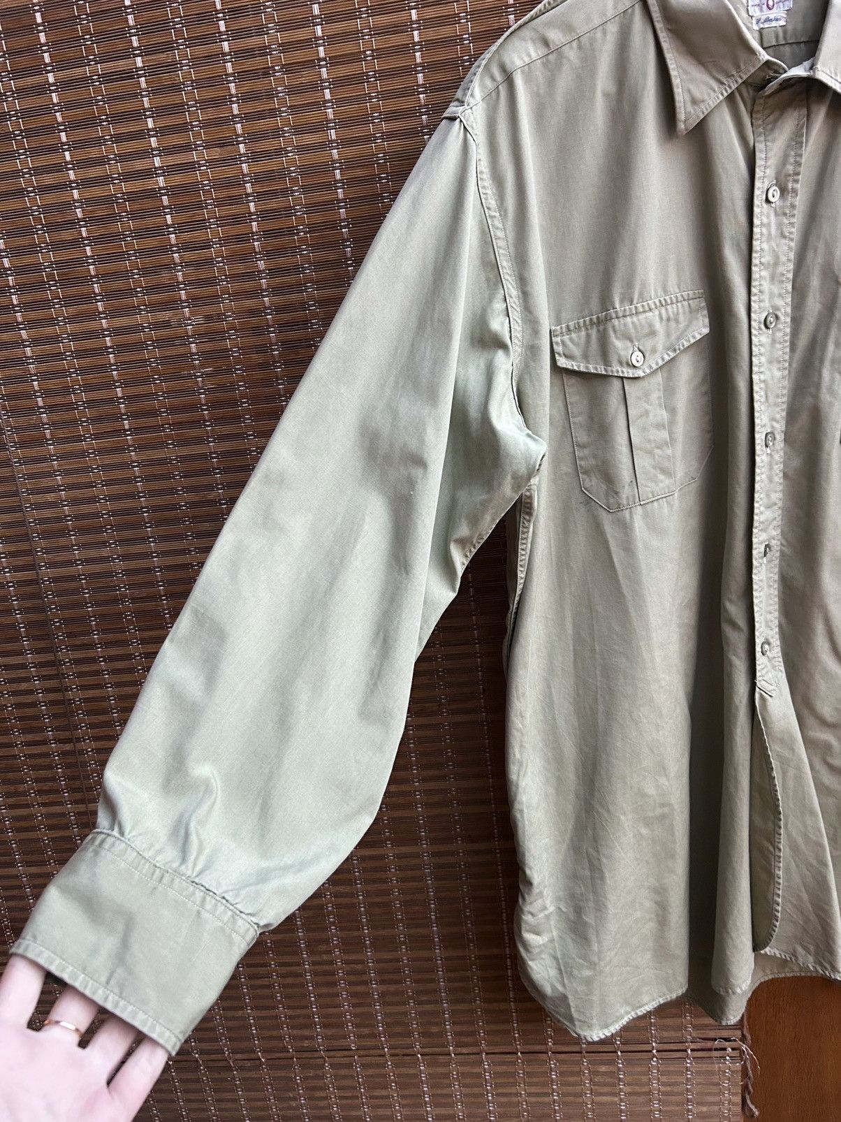 Van Heusen 50’s British Army Officer’s Shirt By Van Heusen Size US XL / EU 56 / 4 - 4 Thumbnail