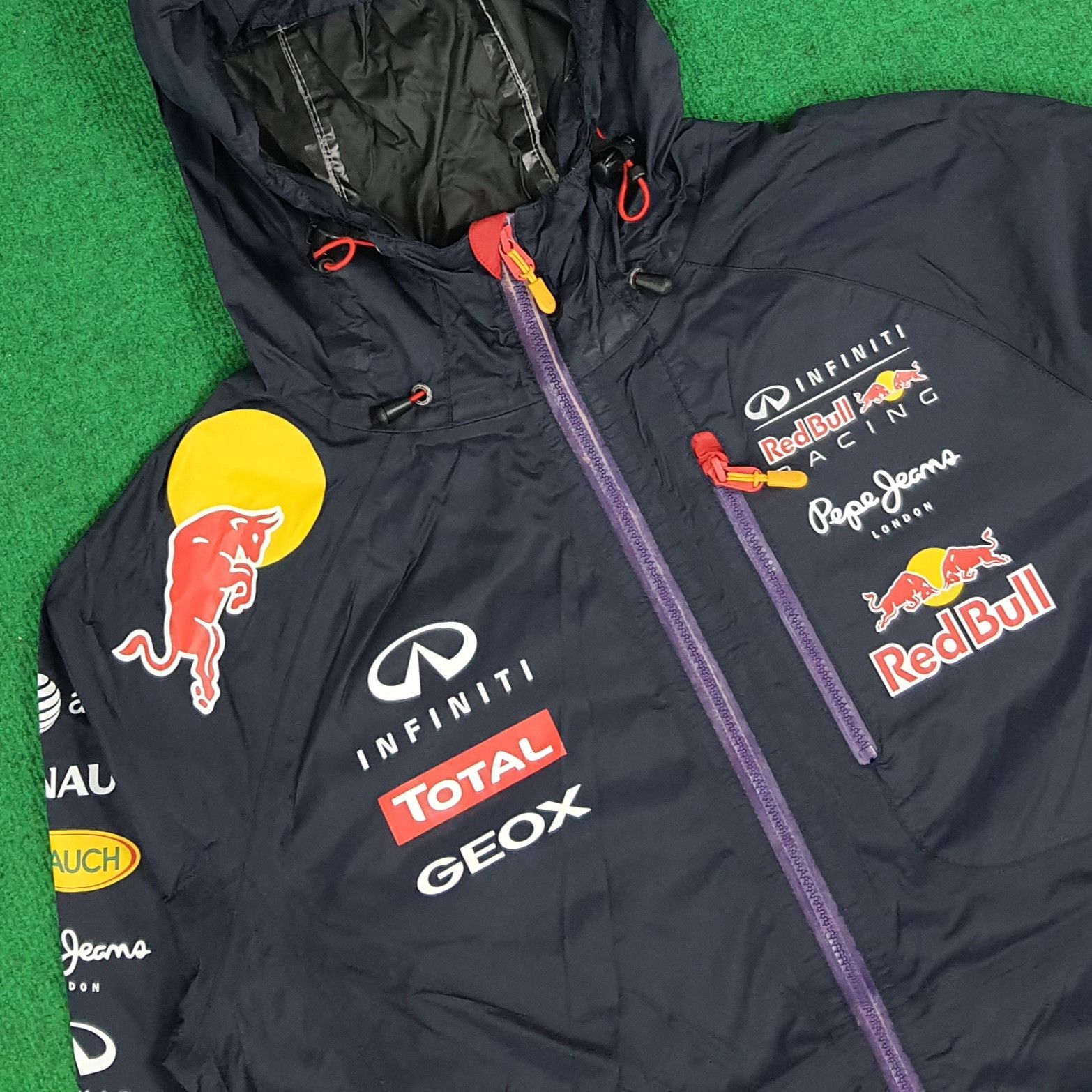 Pepe Jeans × Red Bull × Vintage Vintage Pepe Jeans Red Bull Rain Coat Hoodie Jacket Size US L / EU 52-54 / 3 - 4 Thumbnail