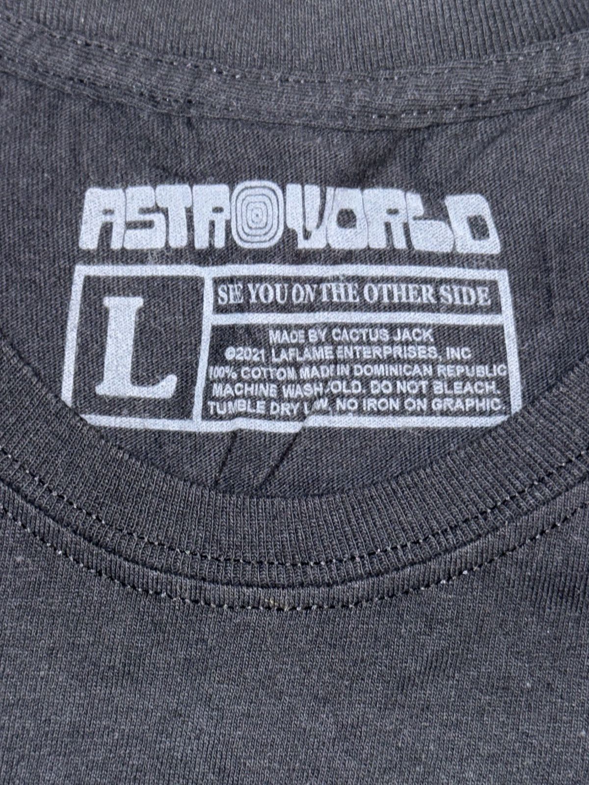 Travis Scott Travis Scott Open your Eyes tee size LG Size US L / EU 52-54 / 3 - 3 Thumbnail