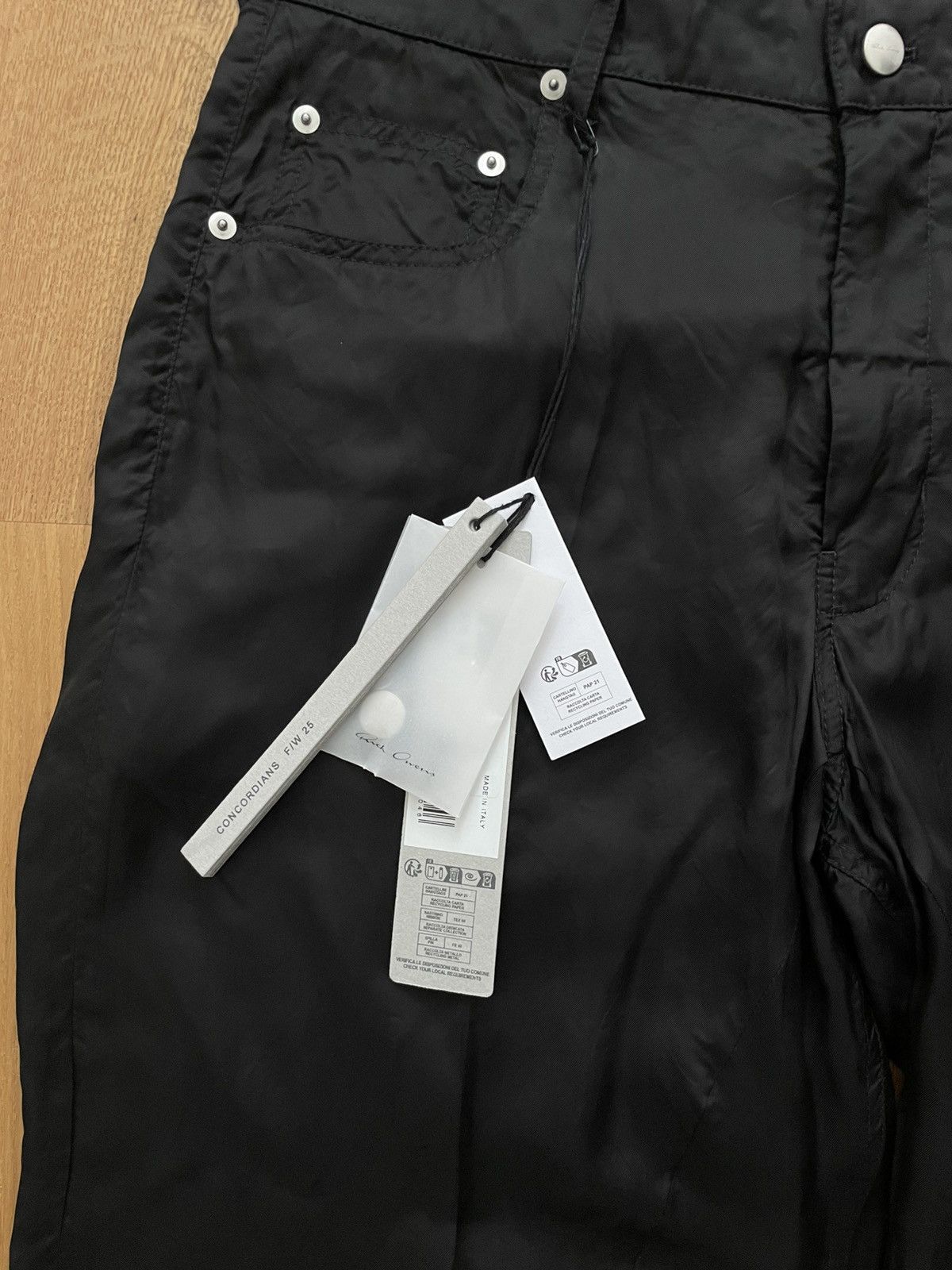 Rick Owens Rick Owens Geth Cut 29 100% Cupro Size US 29 - 2 Thumbnail