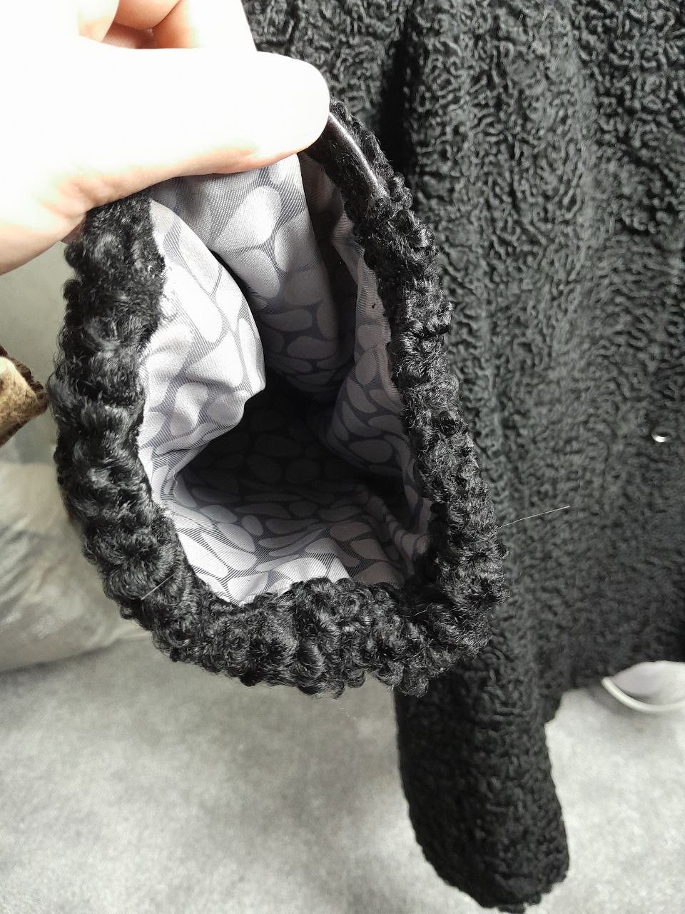 Other Vintage Astrakhan (Karakul) Lamb Fur Coat Size XL Size XL / US 12-14 / IT 48-50 - 4 Thumbnail