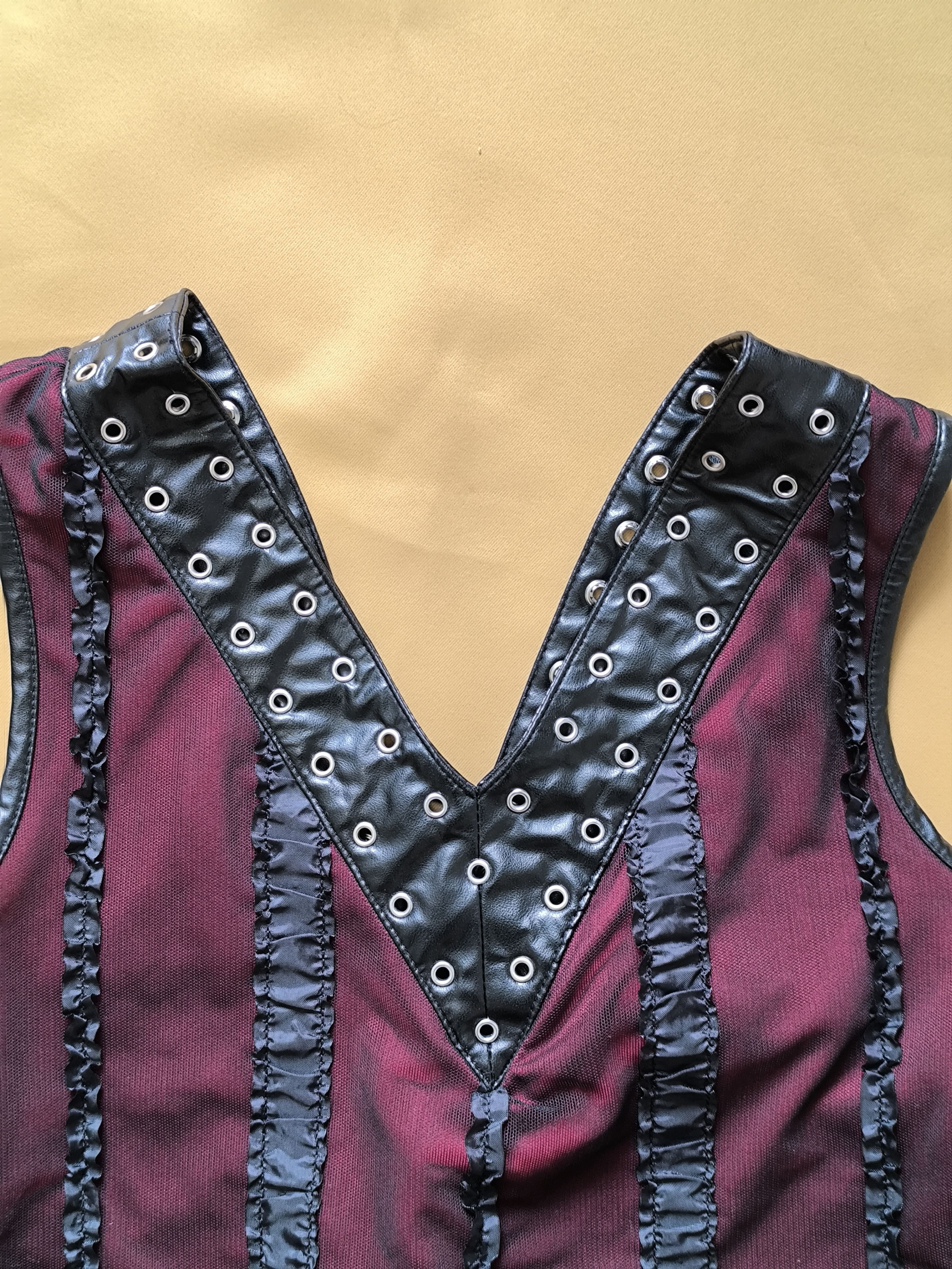 Lip Service VTG Lip Service Y2K Red Black Mesh Bordello Corset Top M Size M / US 6-8 / IT 42-44 - 5 Thumbnail