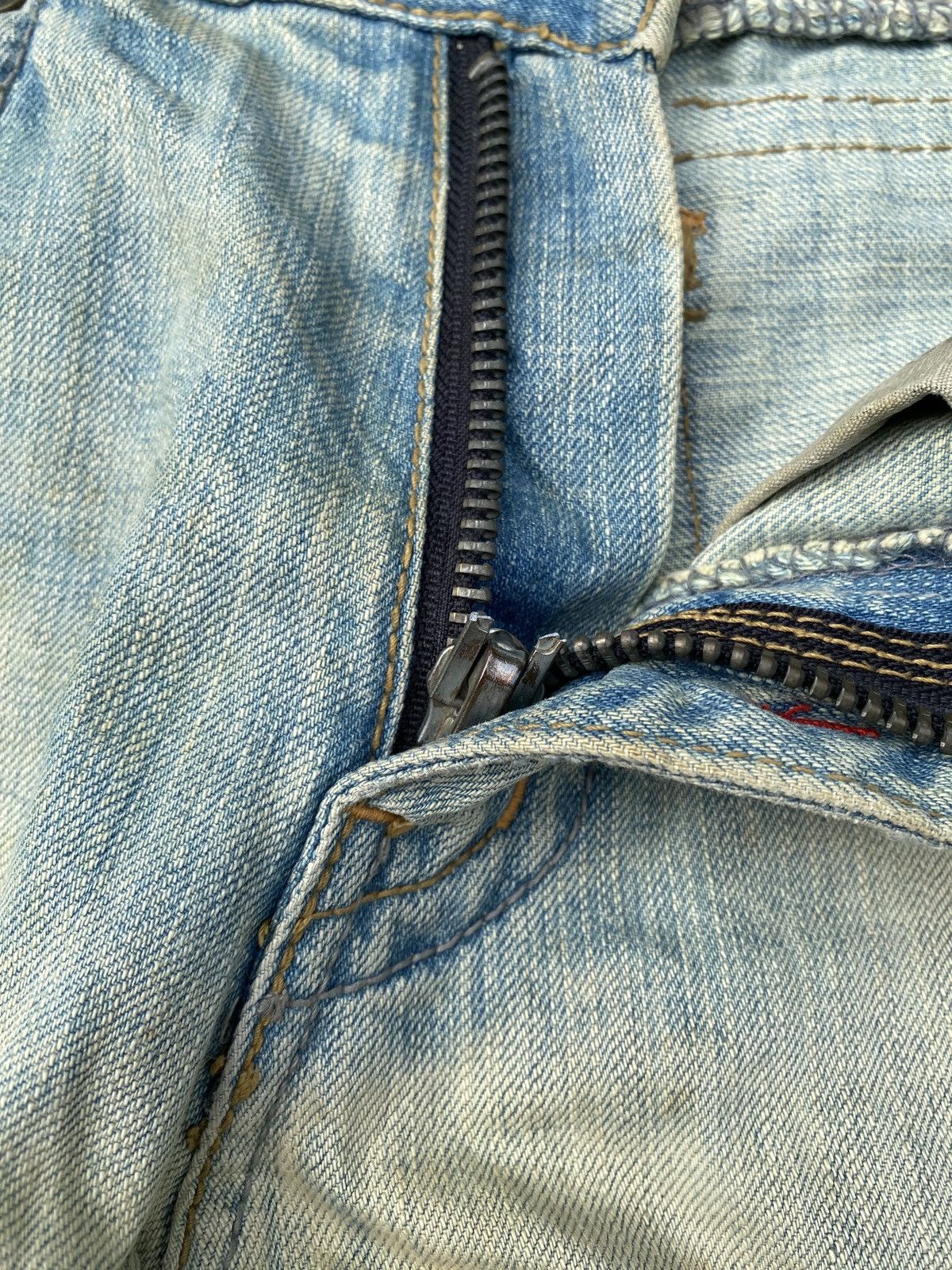 Army Of Me × Japanese Brand Army Of No Distressed Rusty Faded Blue Jeans Size US 31 - 19 Thumbnail