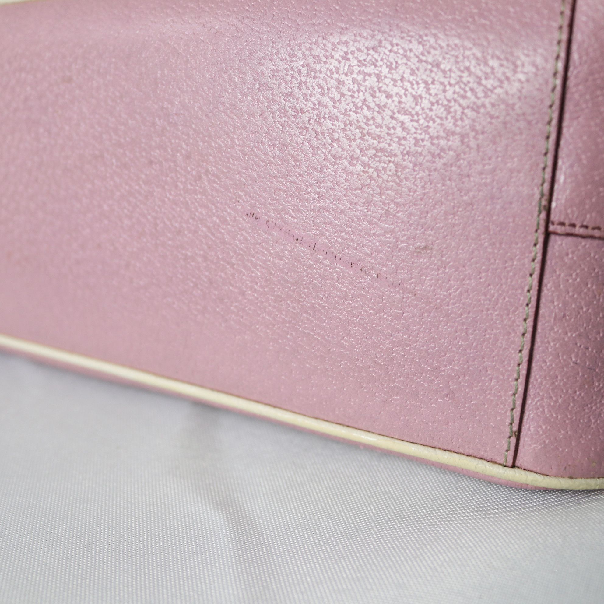 Prada Rare Prada 2001 Petalo Cinghiale leather shoulder bag Size ONE SIZE - 12 Thumbnail