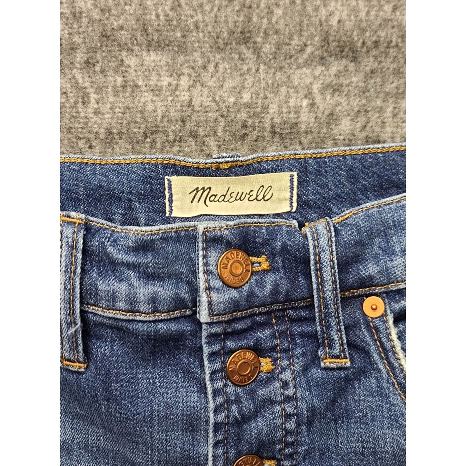 Madewell Madewell Jeans Womens Crop High Rise 27in Inseam 28x27 Button Fly Medium Blue Denim 5-Pocket Regular Fit Vintage No Size 28" / US 6 / IT 42 - 2 Thumbnail