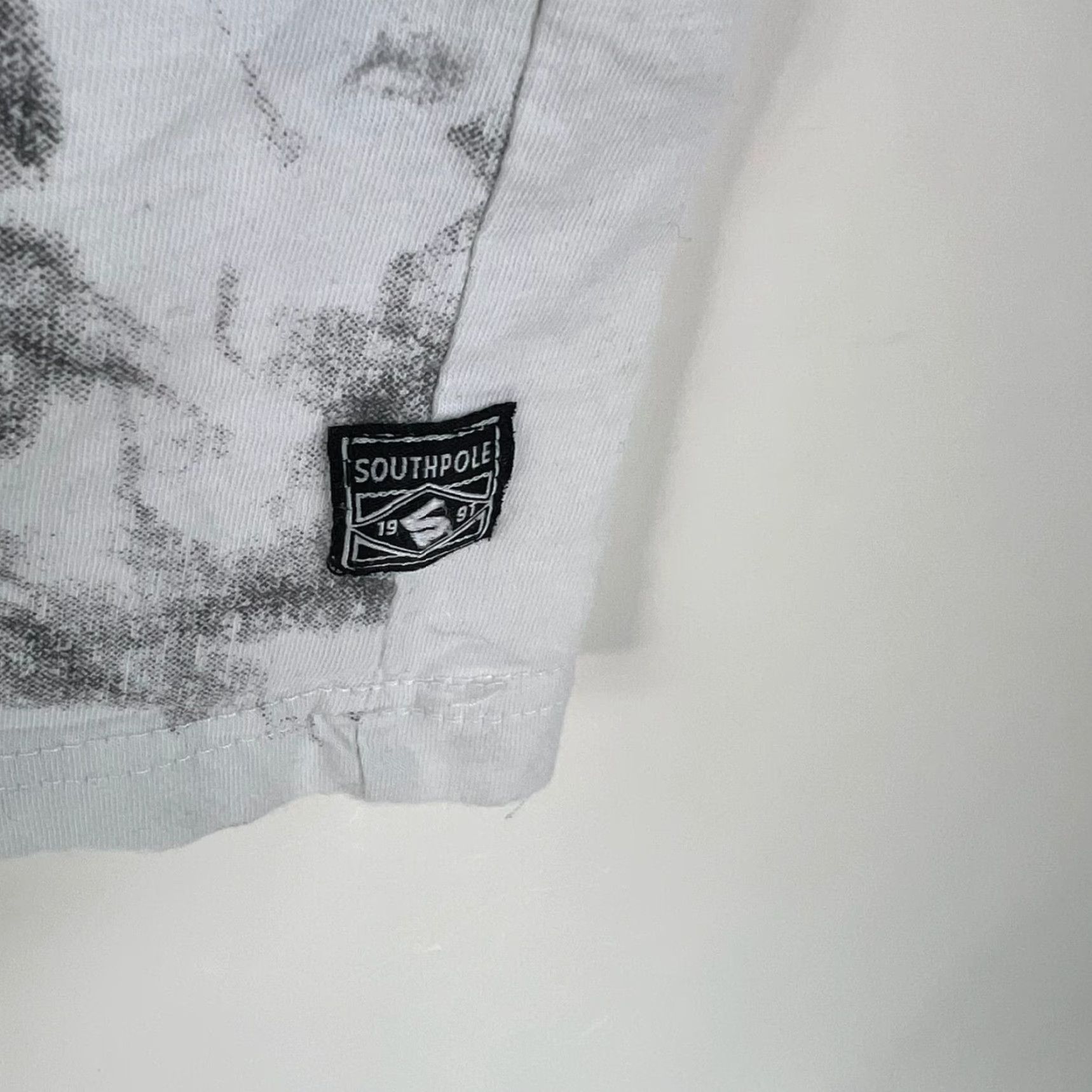 Southpole VINTAGE South Pole Skull T-Shirt Men's XL White Graphic Print Summer Fall Spring Mens Size US XL / EU 56 / 4 - 4 Thumbnail