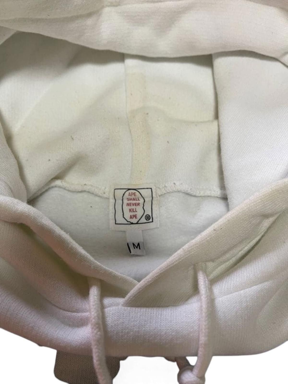 Other A Bathing Ape - White Hoodie Blue Ape Logo Size US M / EU 48-50 / 2 - 7 Thumbnail